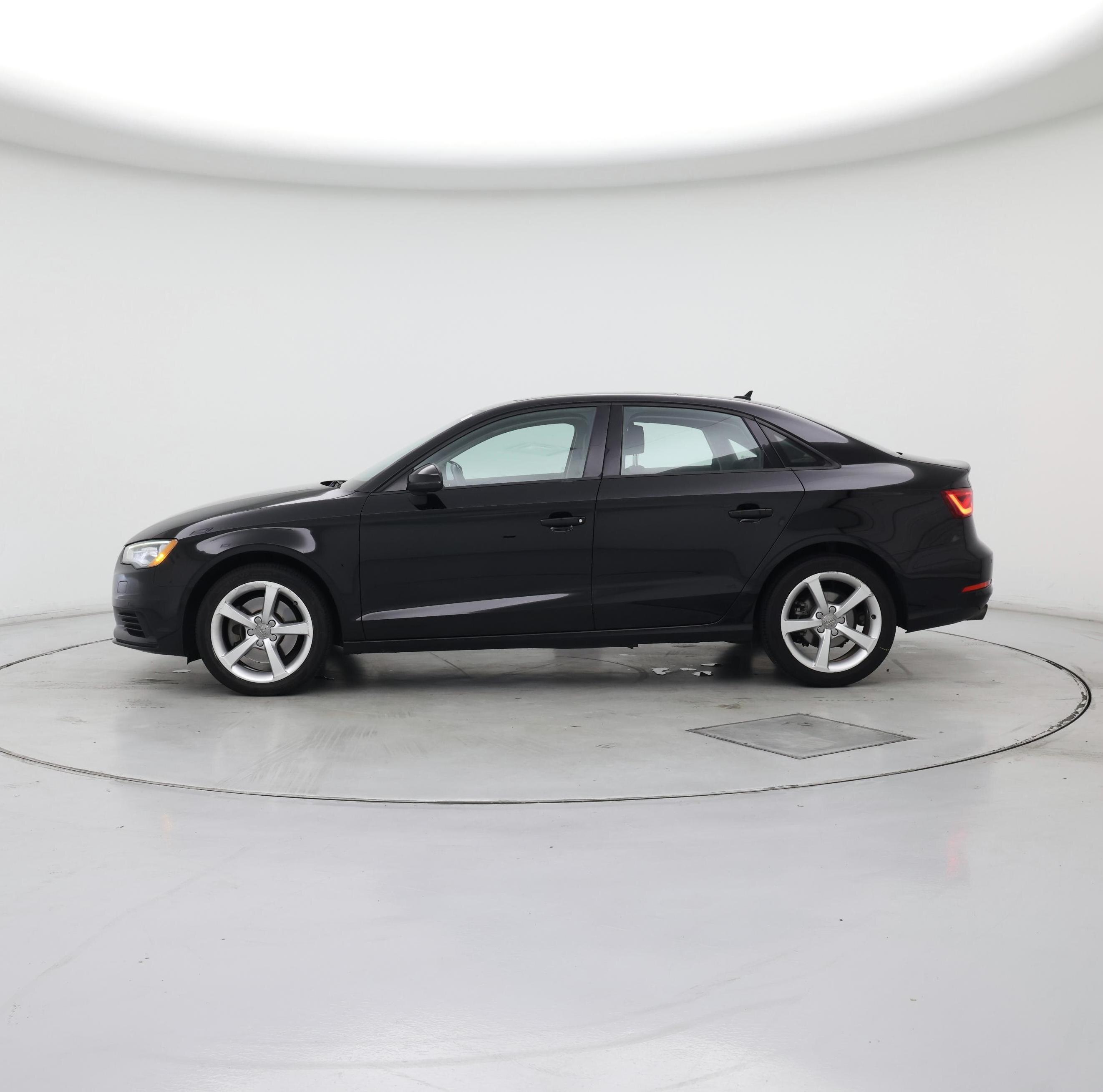 Thumbnail: 2015 Audi A3 - 3