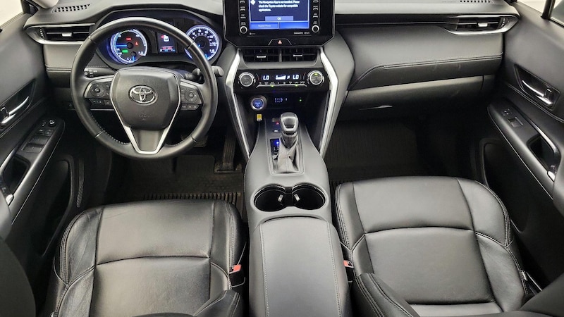 2021 Toyota Venza LE 9