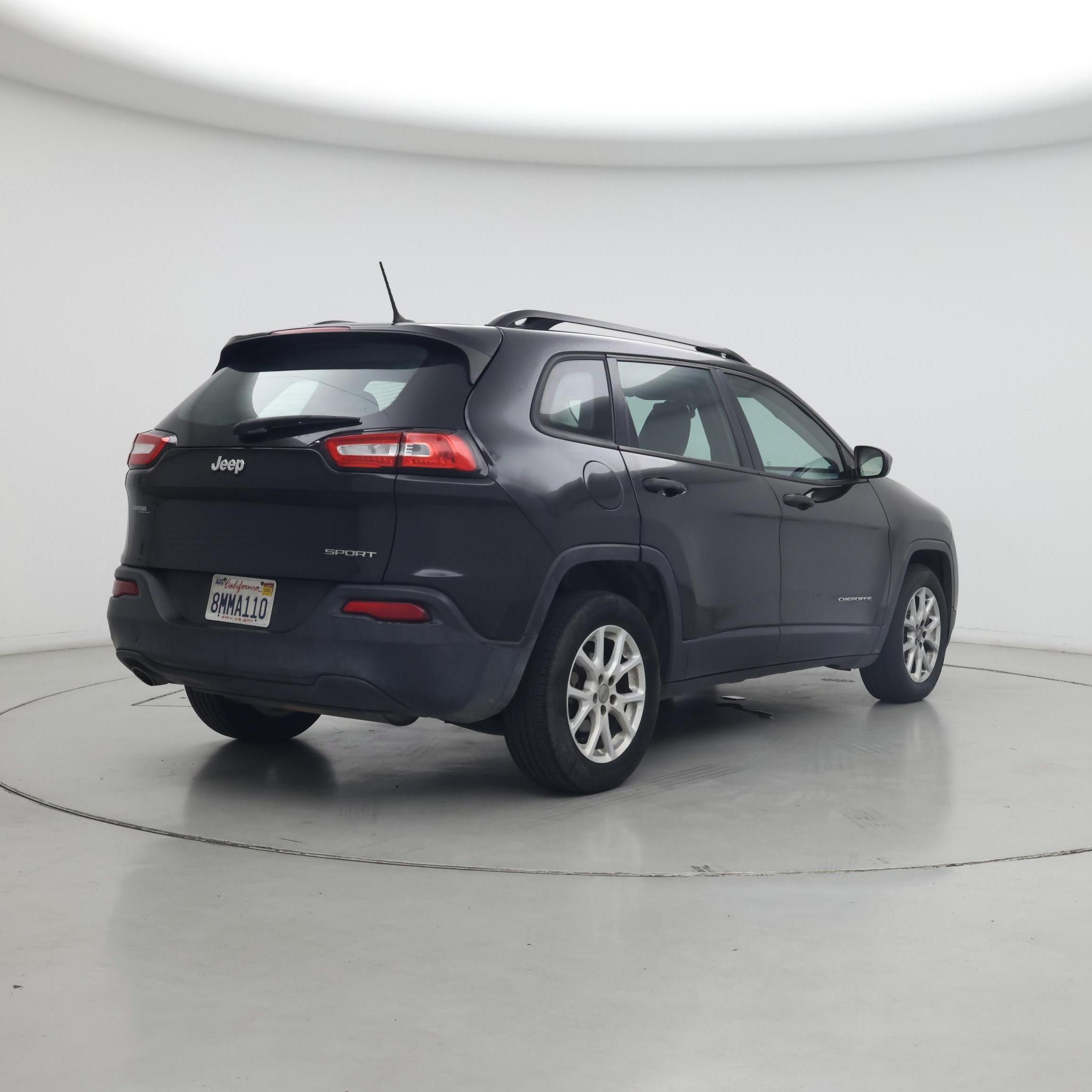 Thumbnail: 2015 Jeep Cherokee - 8
