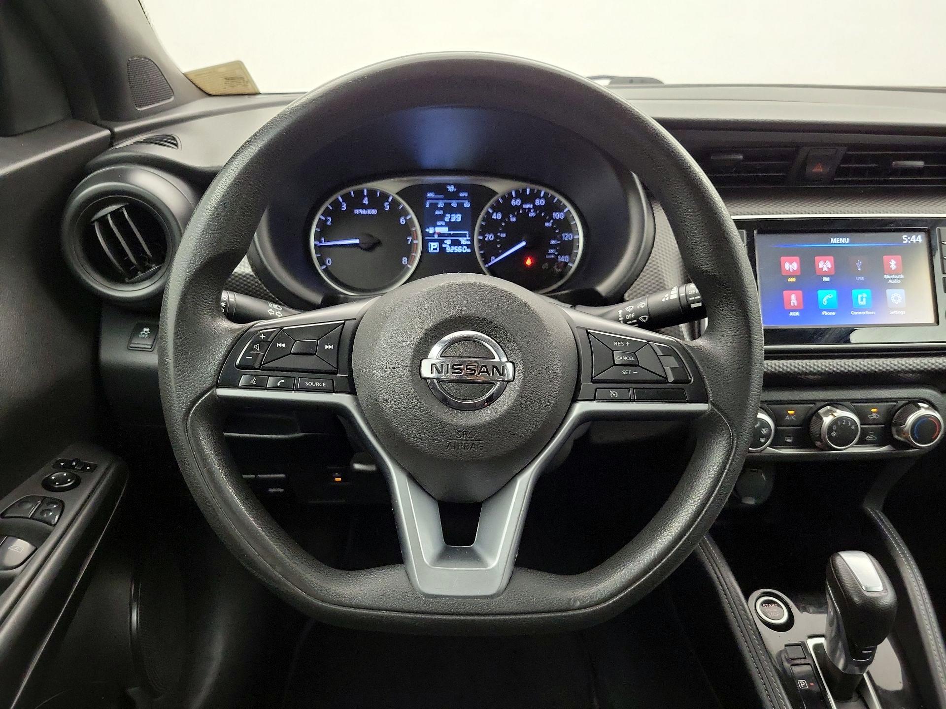 Thumbnail: 2019 Nissan Kicks - 10