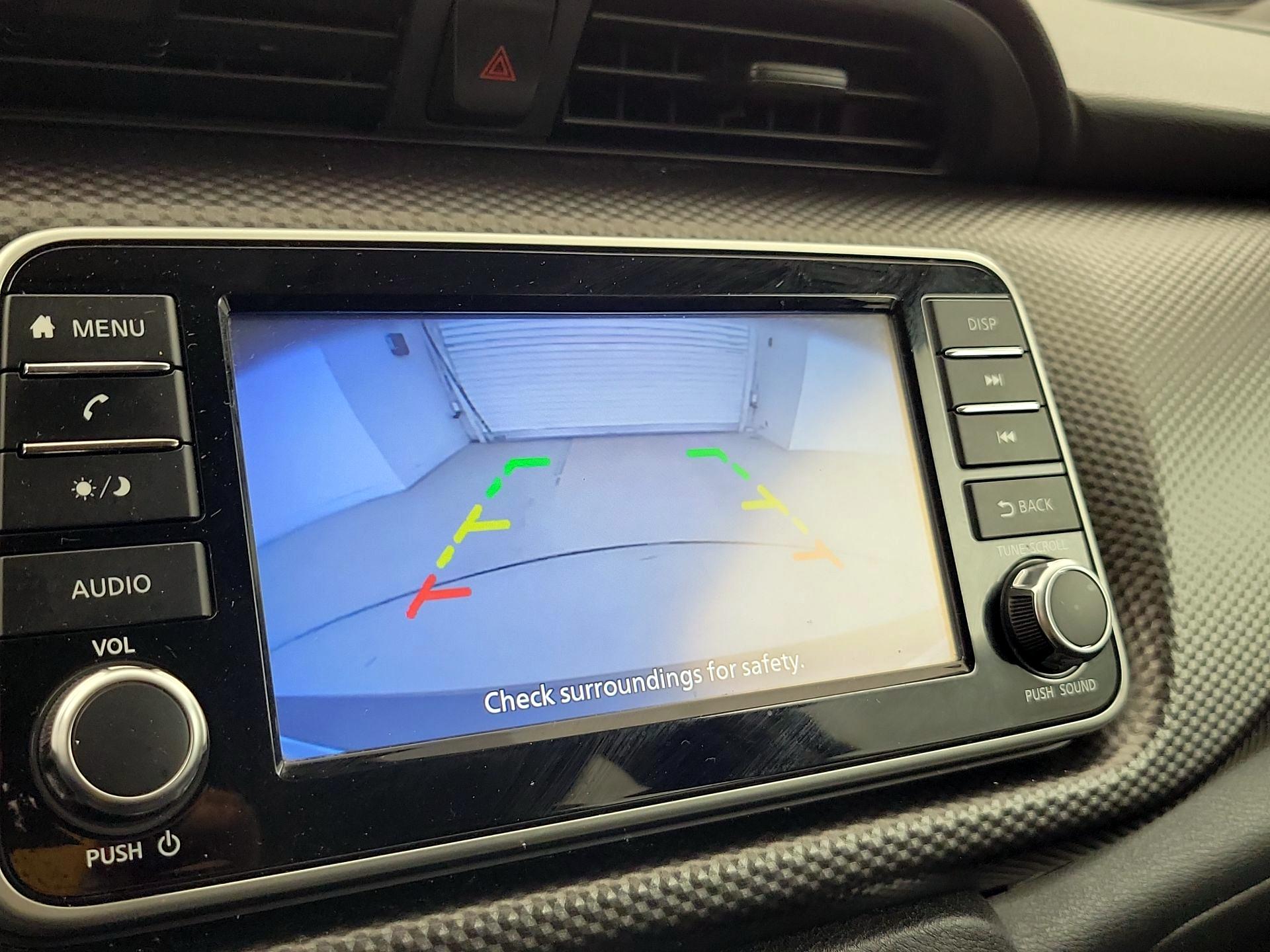 Thumbnail: 2019 Nissan Kicks - 14