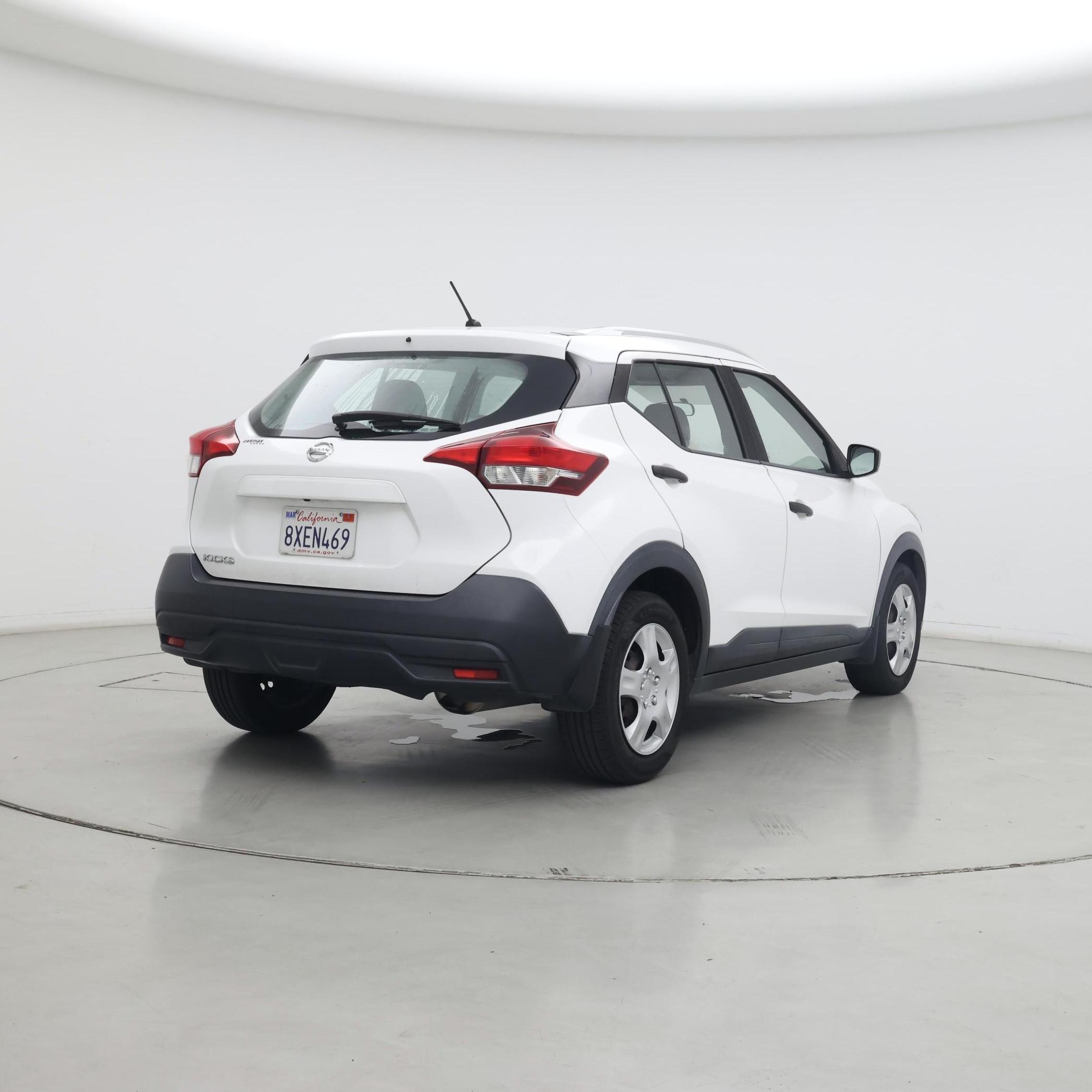 Thumbnail: 2019 Nissan Kicks - 8