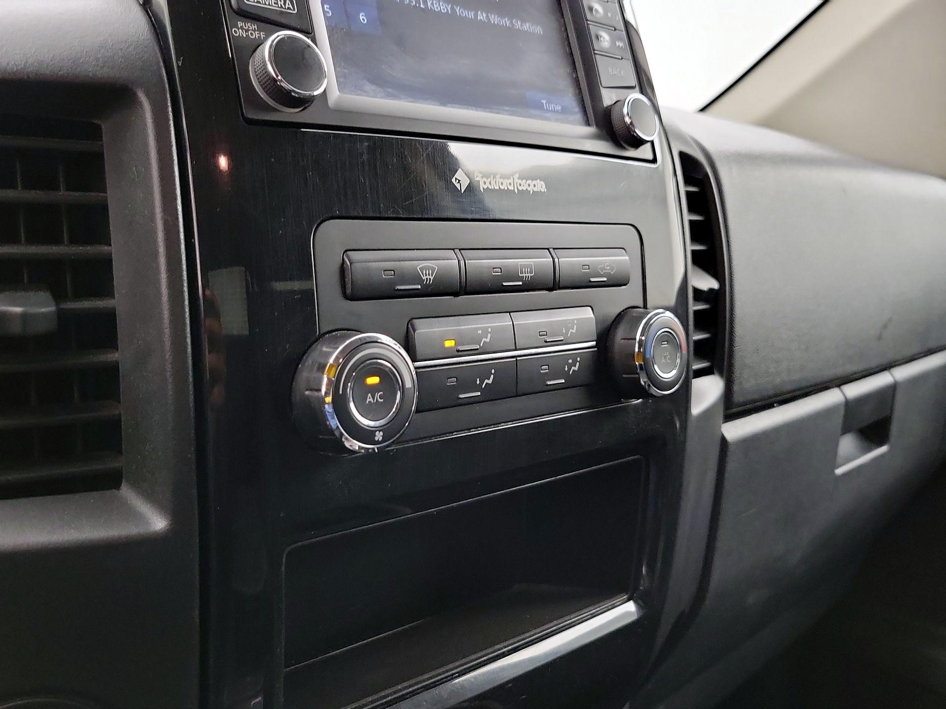 Thumbnail: 2015 Nissan Titan - 17