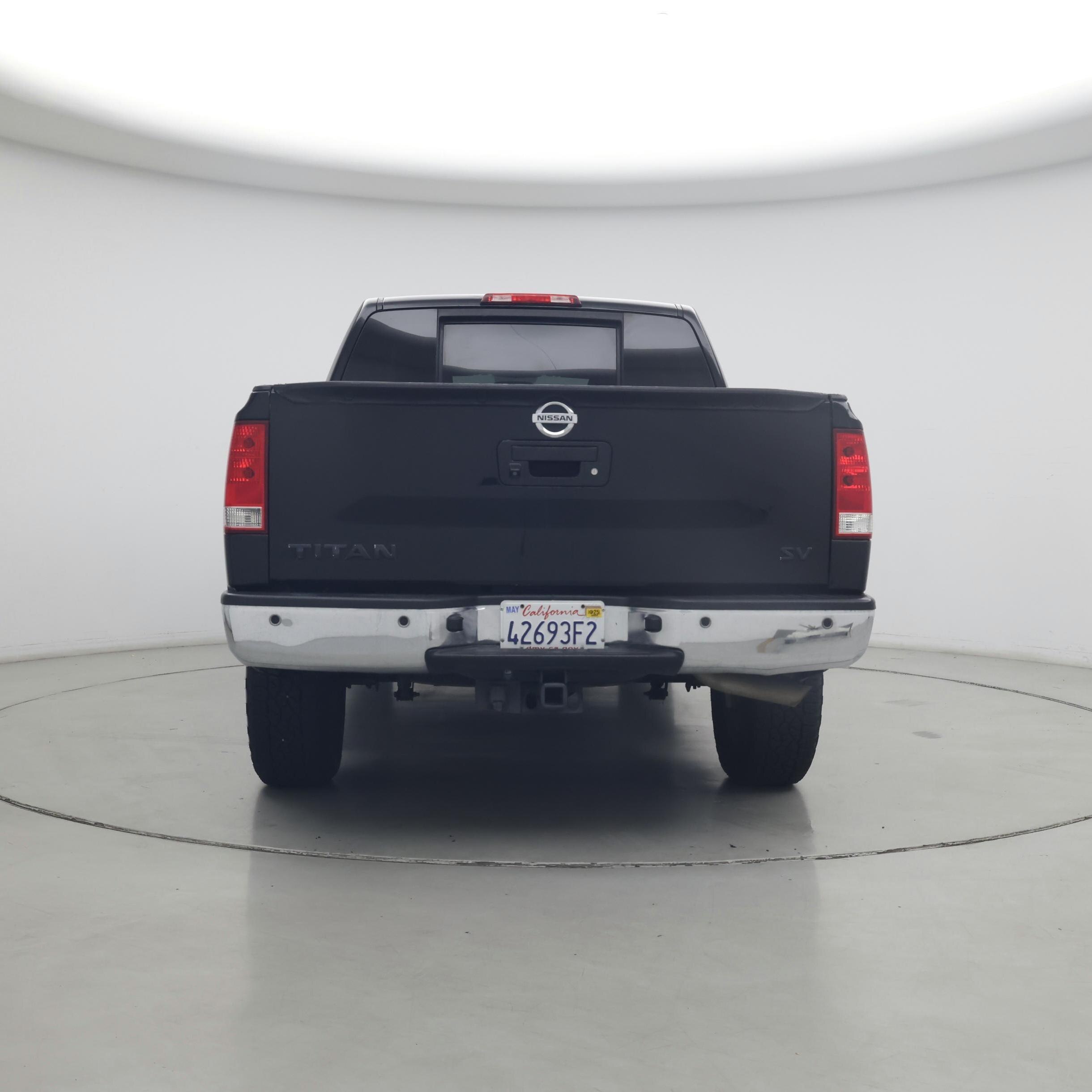 Thumbnail: 2015 Nissan Titan - 6