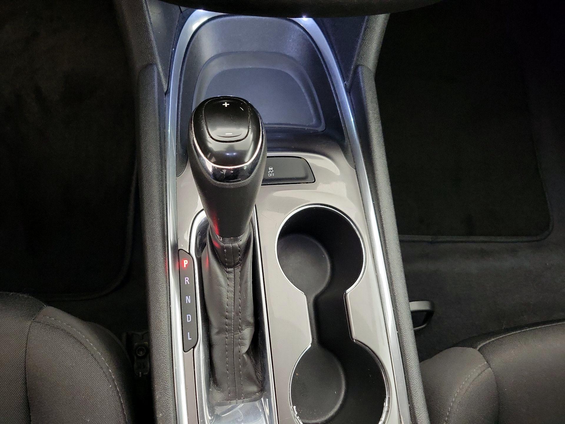 Thumbnail: 2019 Chevrolet Malibu - 17