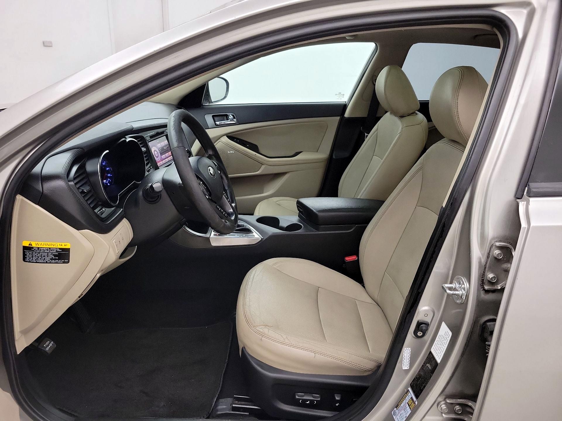 Thumbnail: 2013 Kia Optima - 11