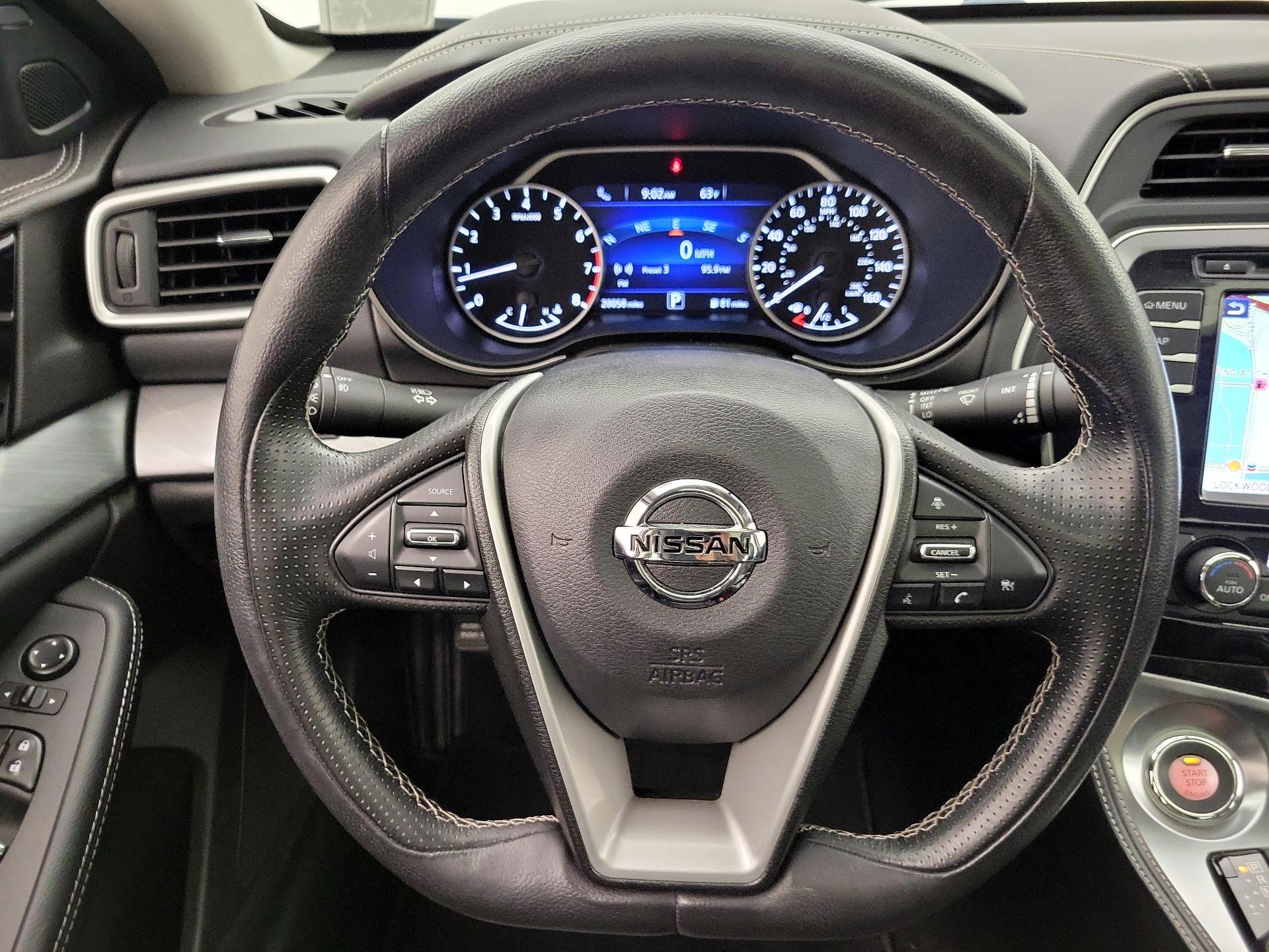Thumbnail: 2016 Nissan Maxima - 10