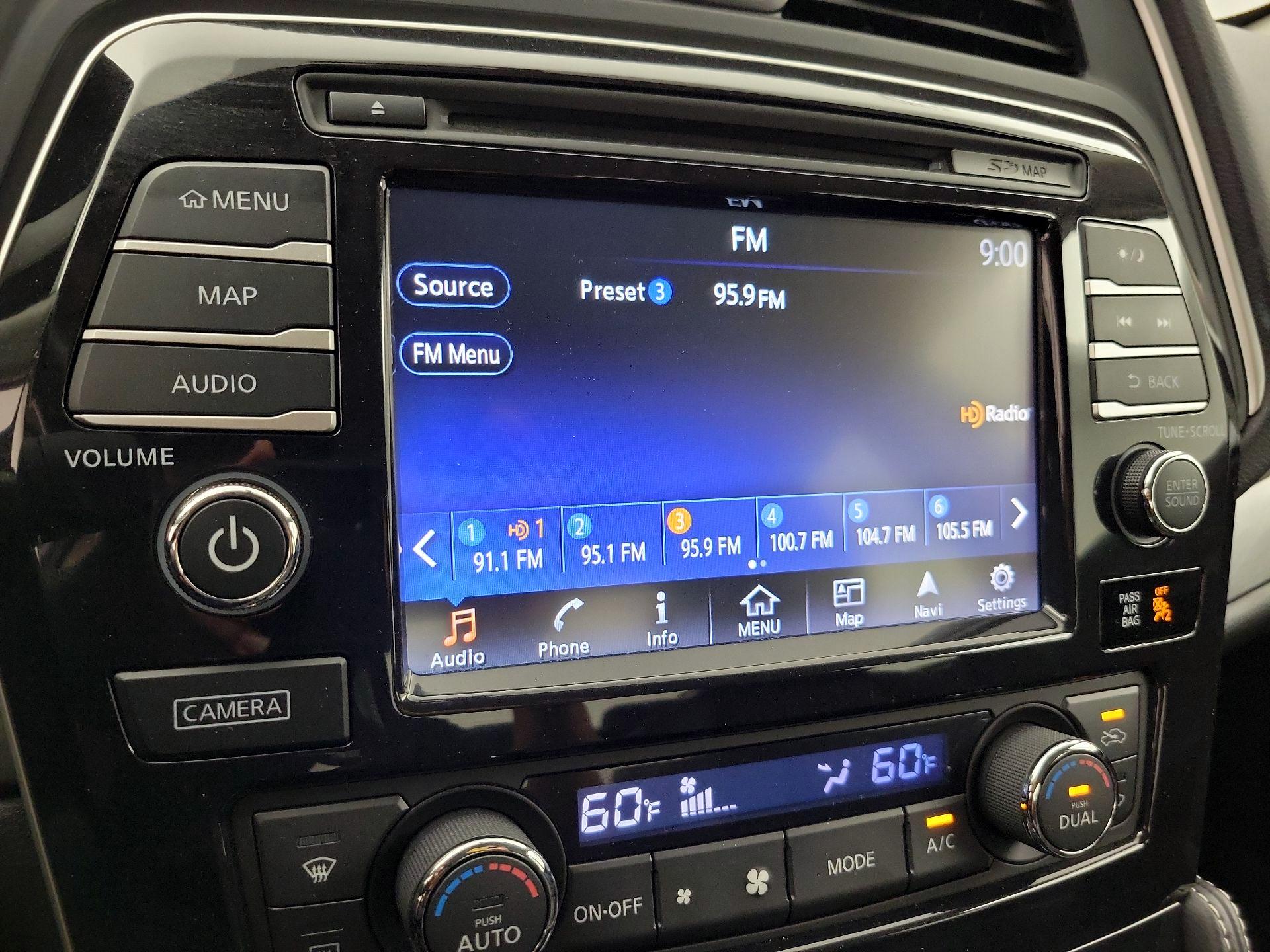 Thumbnail: 2016 Nissan Maxima - 16