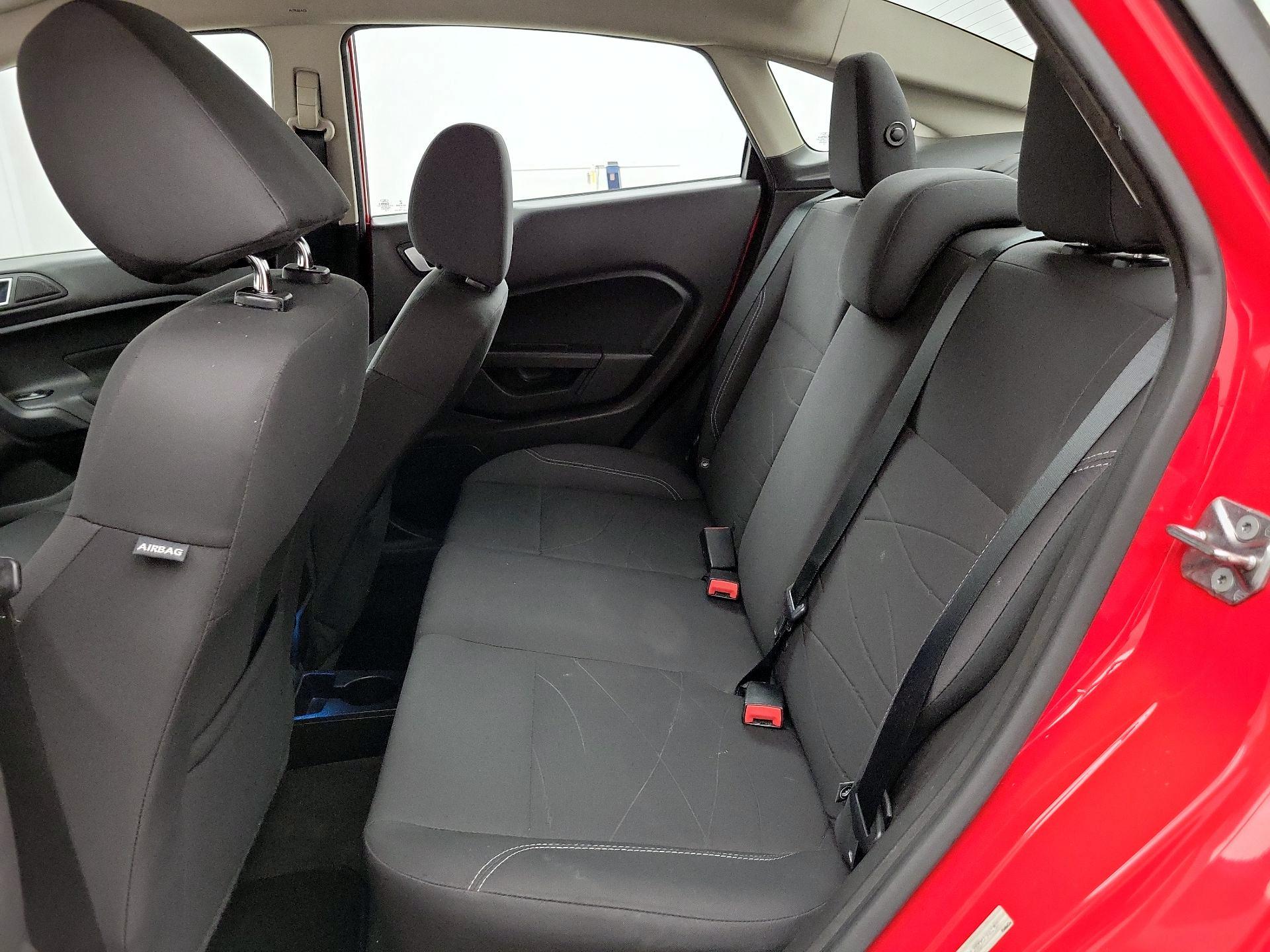 Thumbnail: 2015 Ford Fiesta - 18