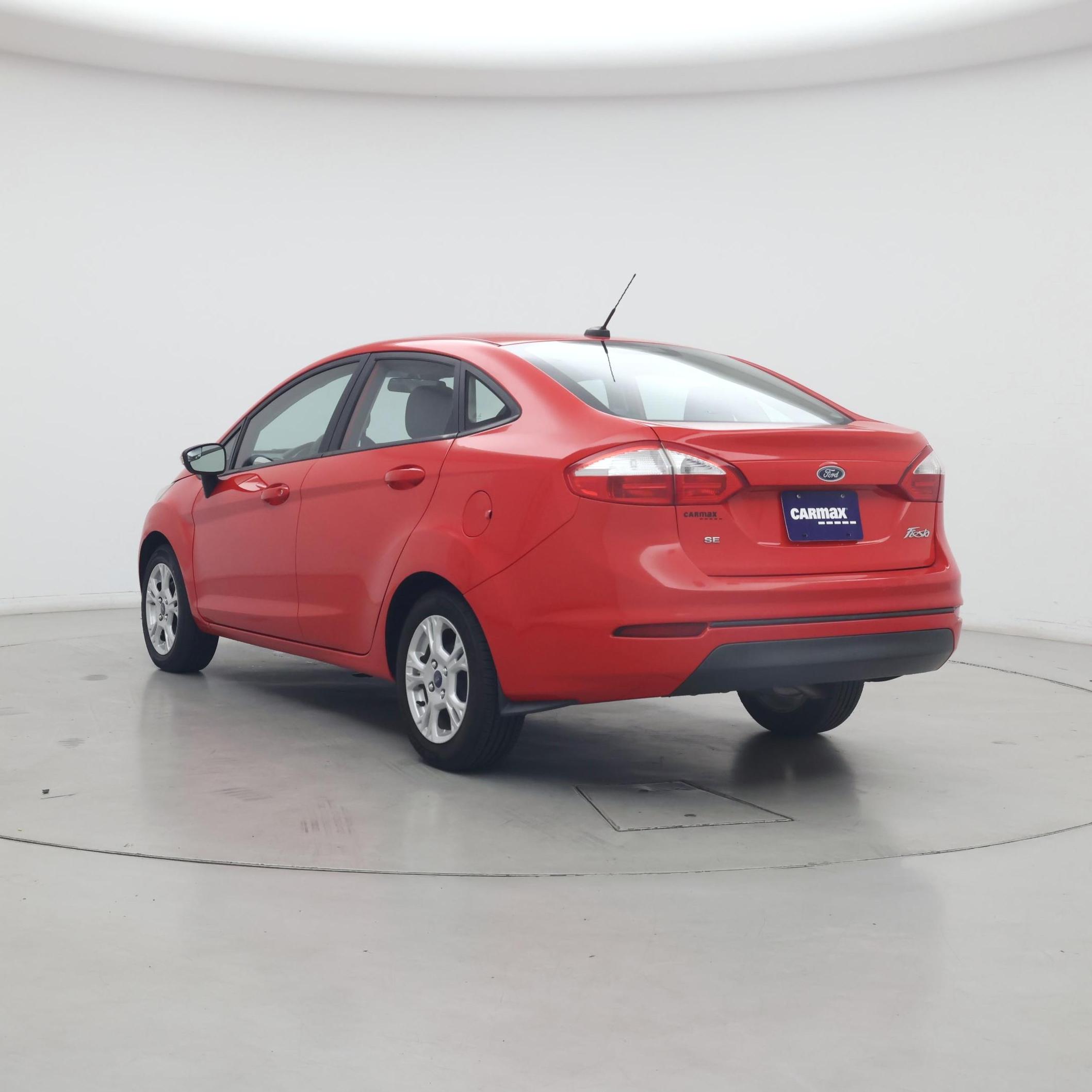 Thumbnail: 2015 Ford Fiesta - 2