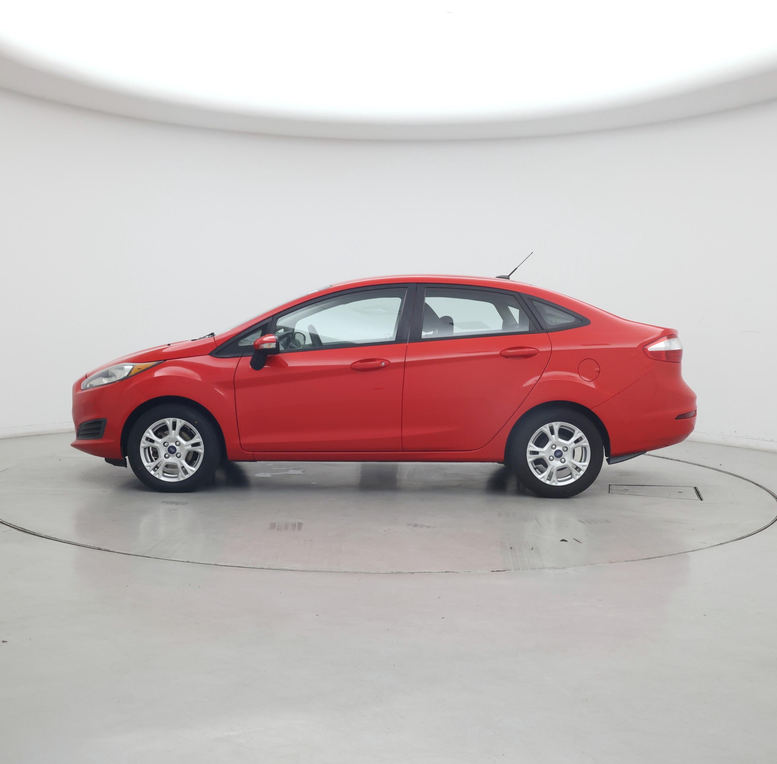 Thumbnail: 2015 Ford Fiesta - 3