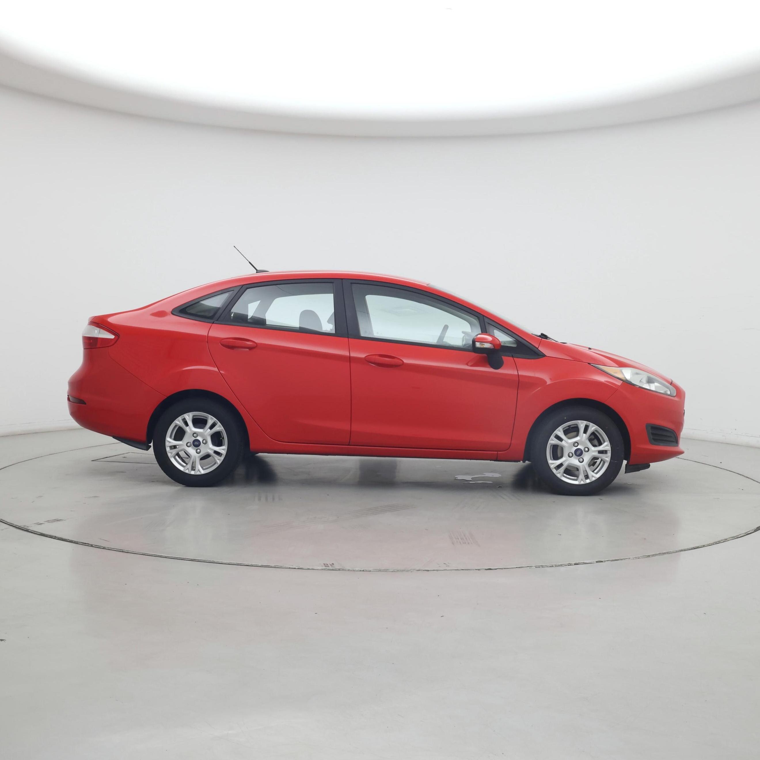 Thumbnail: 2015 Ford Fiesta - 7