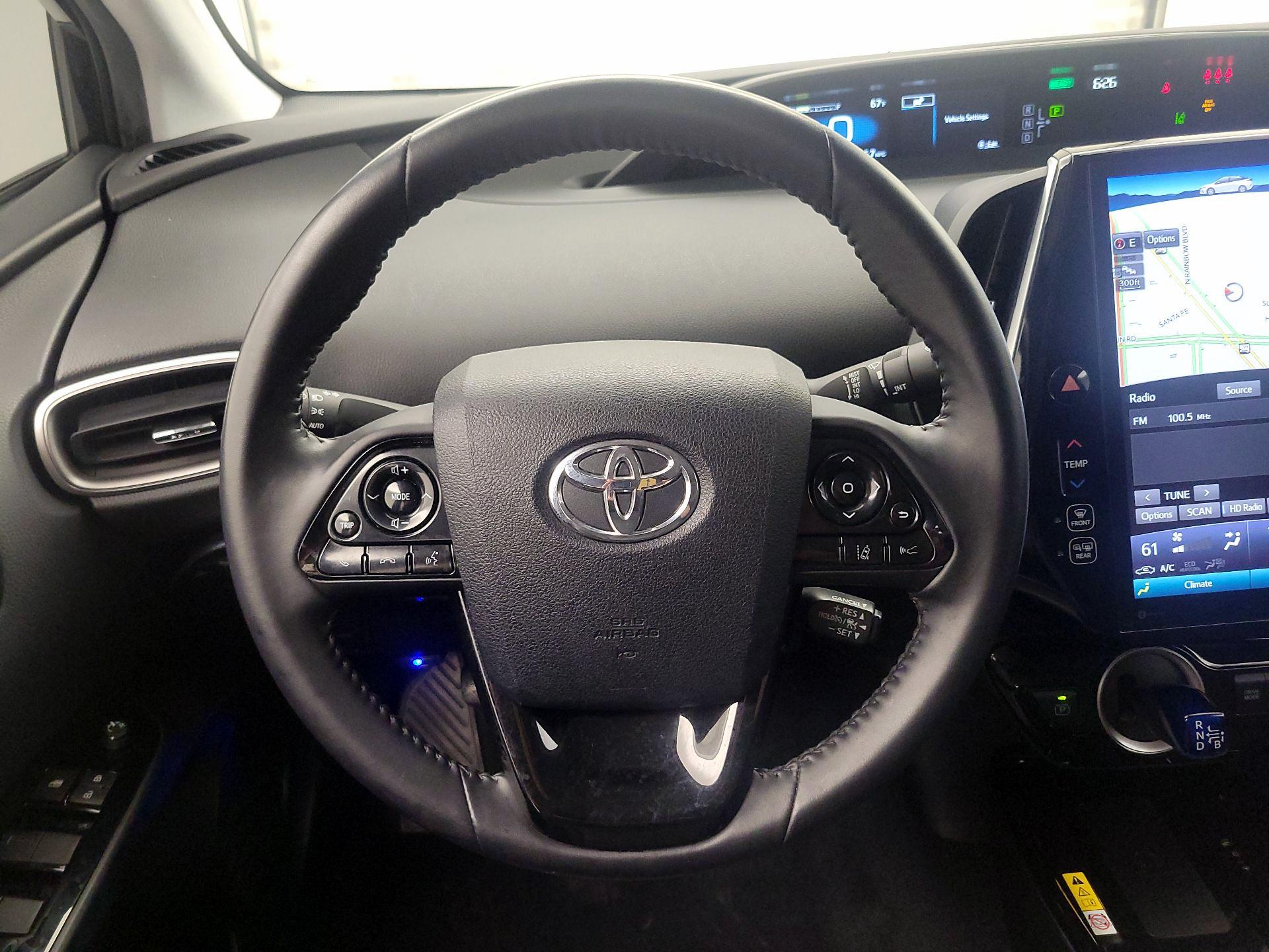 Thumbnail: 2022 Toyota Prius Prime - 10