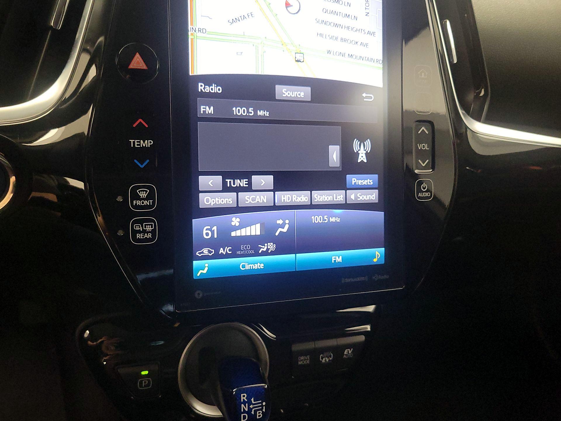 Thumbnail: 2022 Toyota Prius Prime - 16