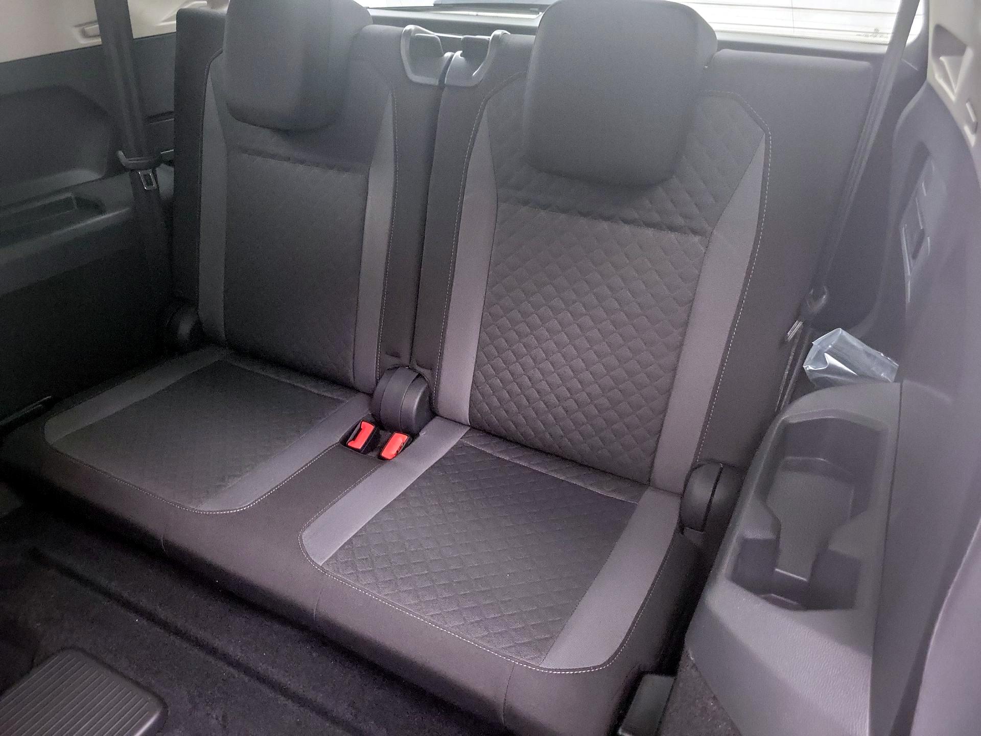 Thumbnail: 2019 Volkswagen Tiguan - 20