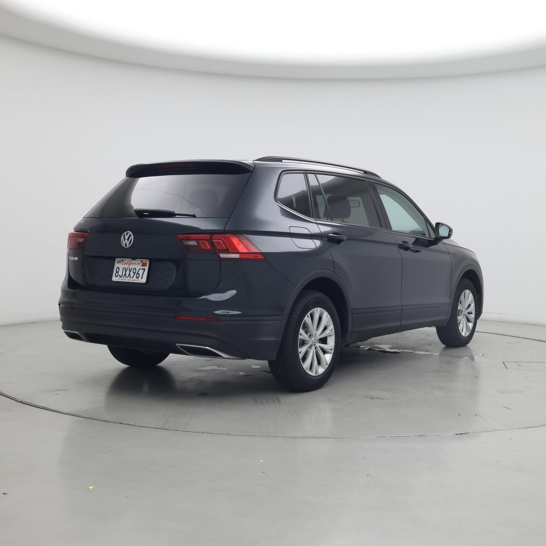 Thumbnail: 2019 Volkswagen Tiguan - 8