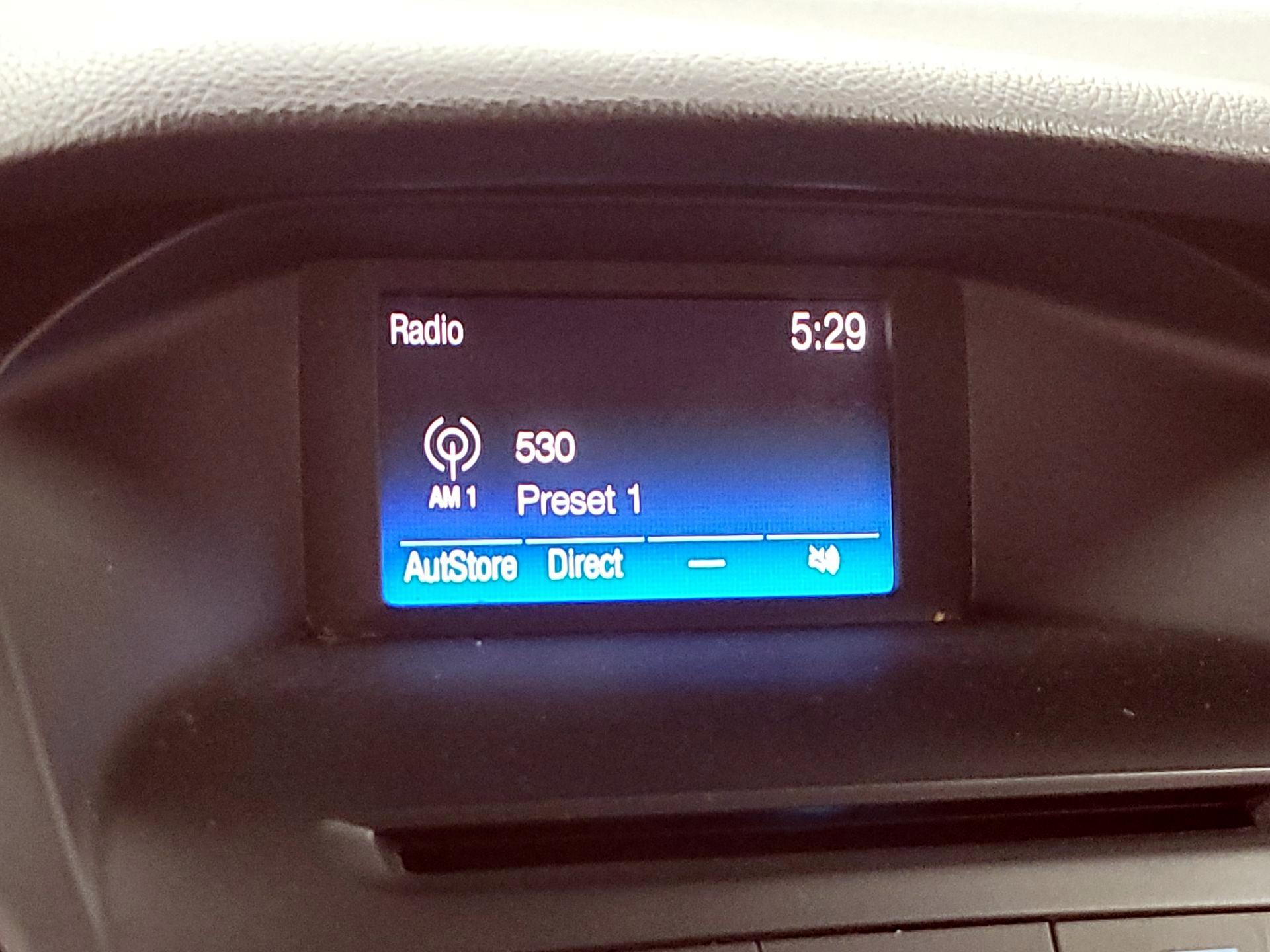 Thumbnail: 2015 Ford Focus - 14