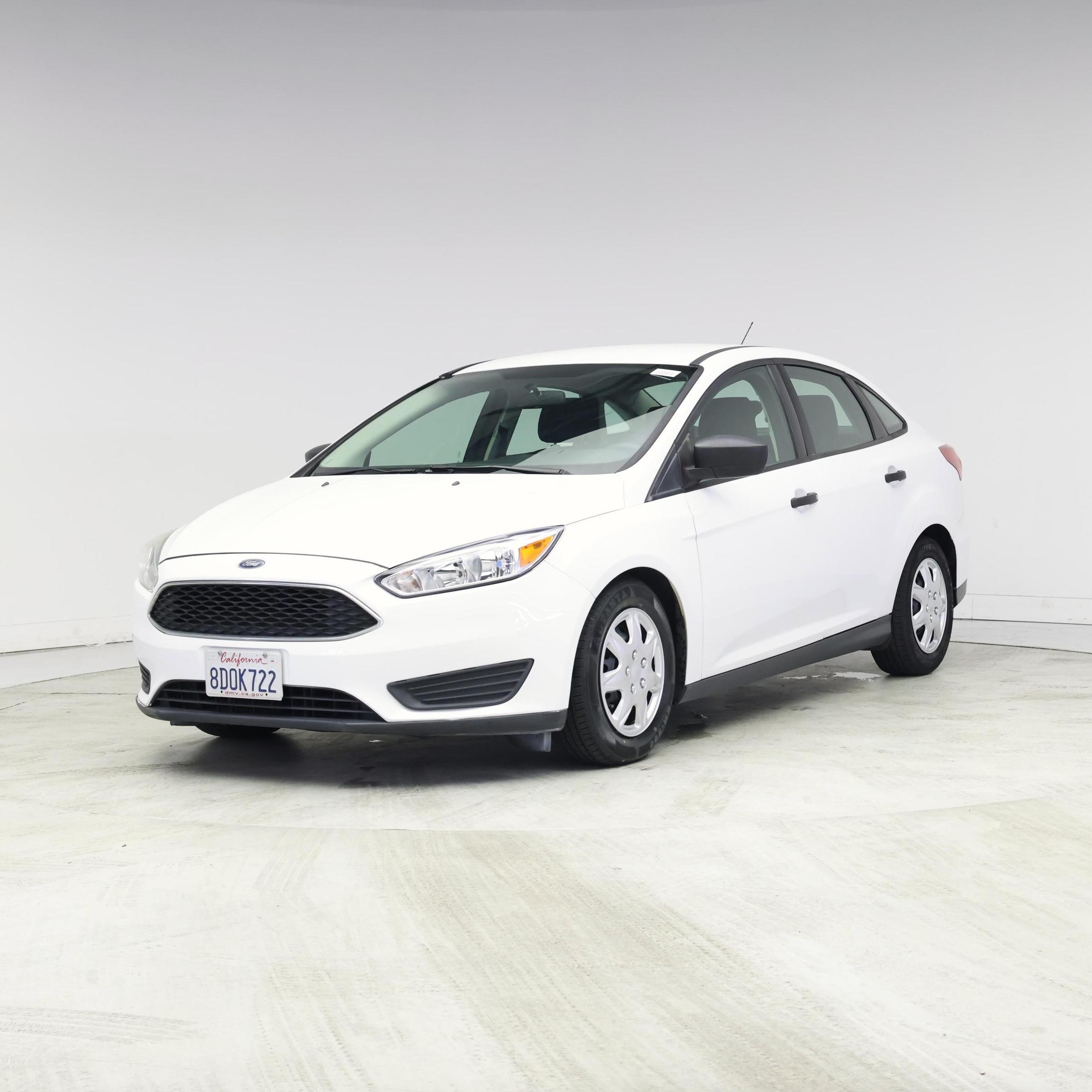 Thumbnail: 2015 Ford Focus - 4