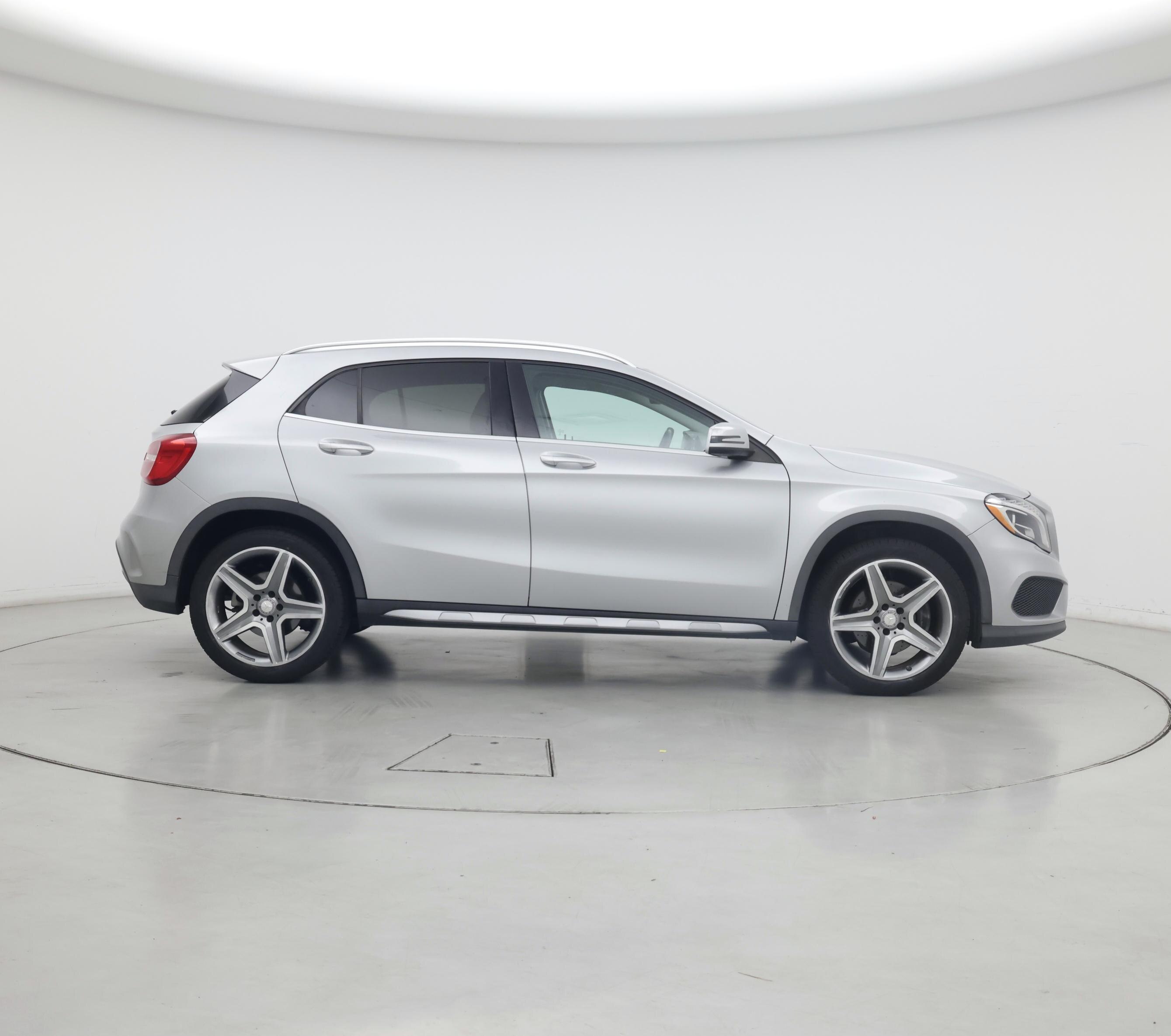 Thumbnail: 2015 Mercedes-Benz GLA - 7