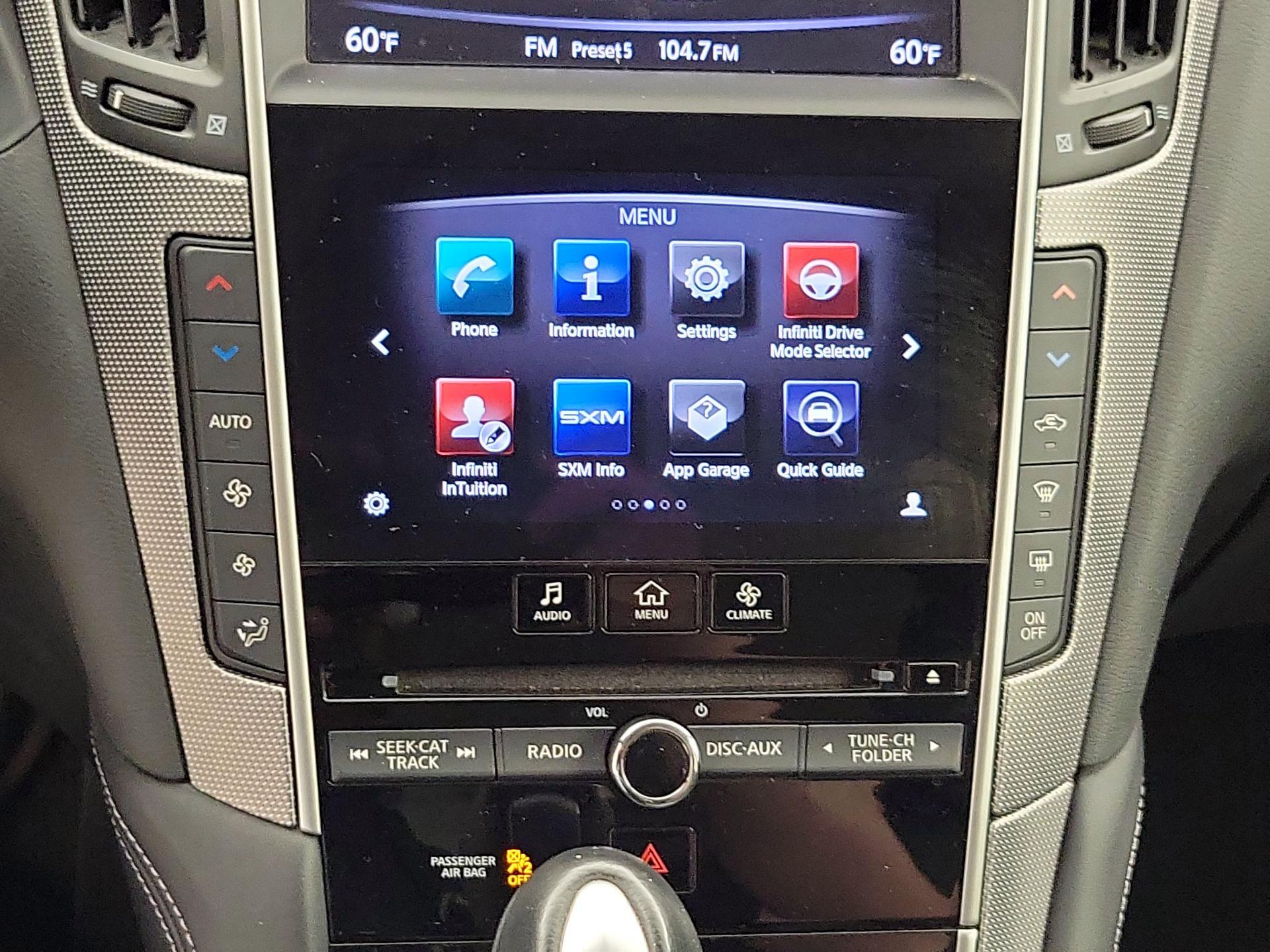 Thumbnail: 2017 INFINITI Q50 - 16