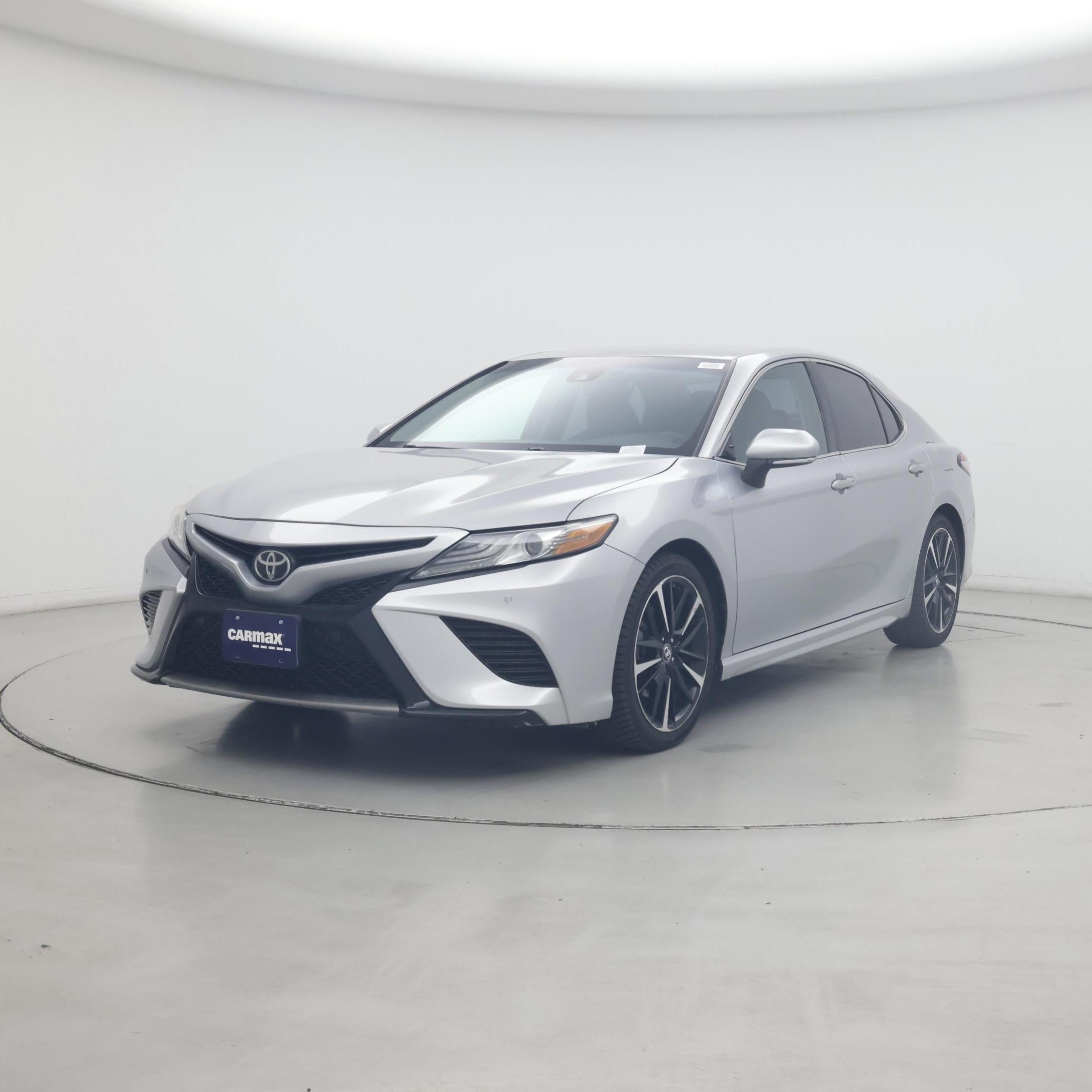 Thumbnail: 2018 Toyota Camry - 4