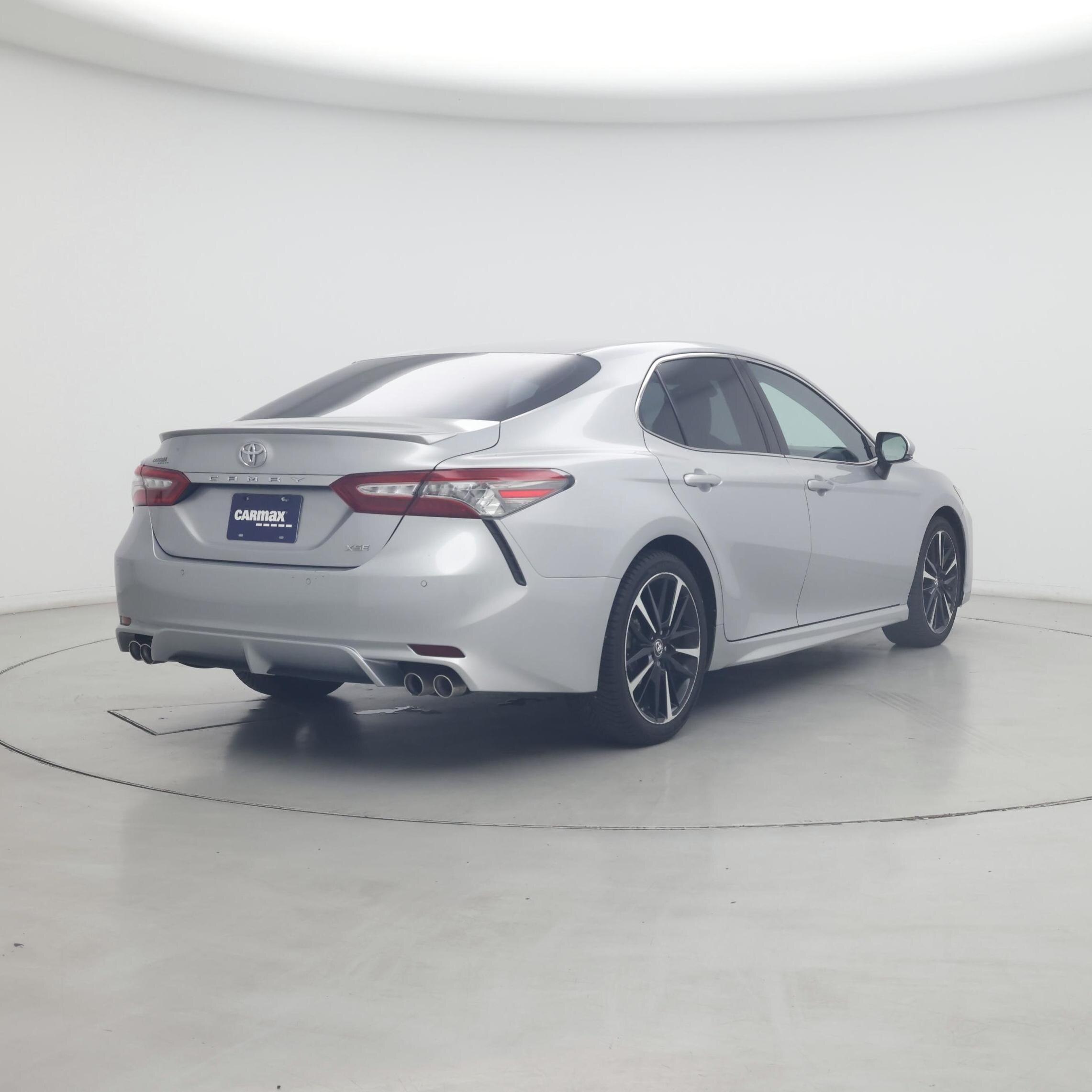 Thumbnail: 2018 Toyota Camry - 8