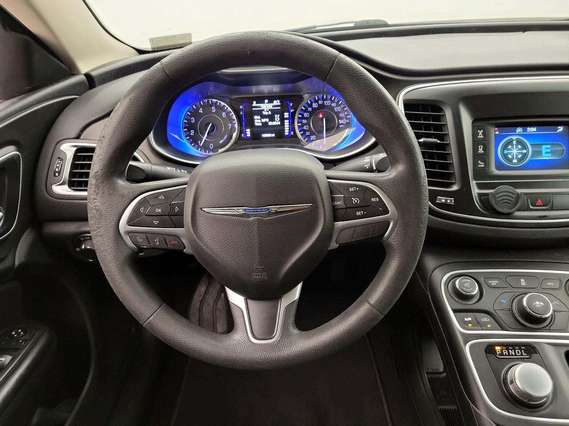Thumbnail: 2015 Chrysler 200 - 10
