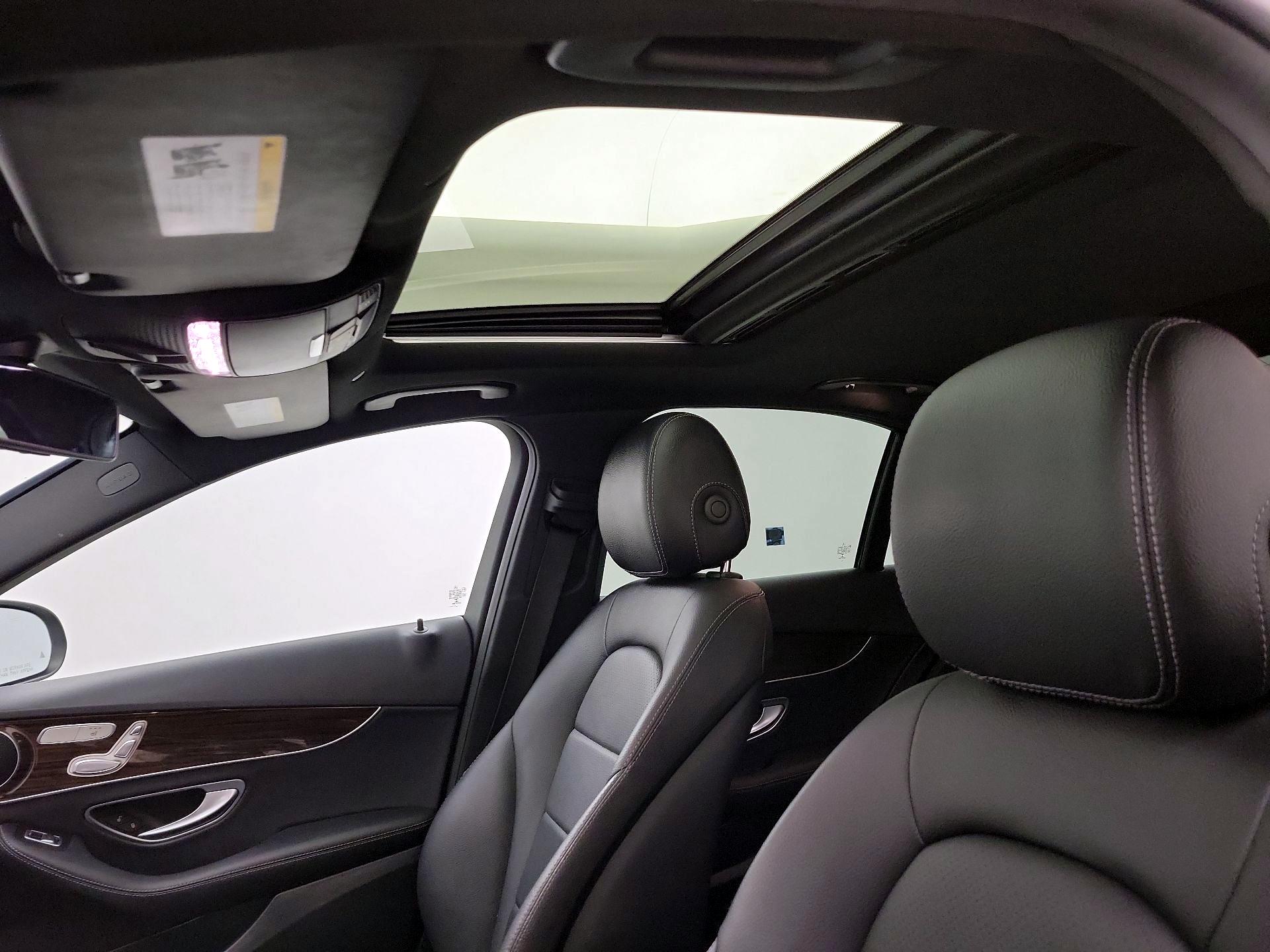 Thumbnail: 2020 Mercedes-Benz C-Class - 19