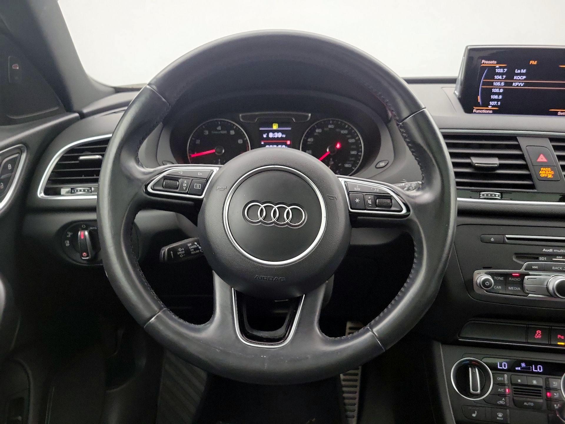 Thumbnail: 2016 Audi Q3 - 10