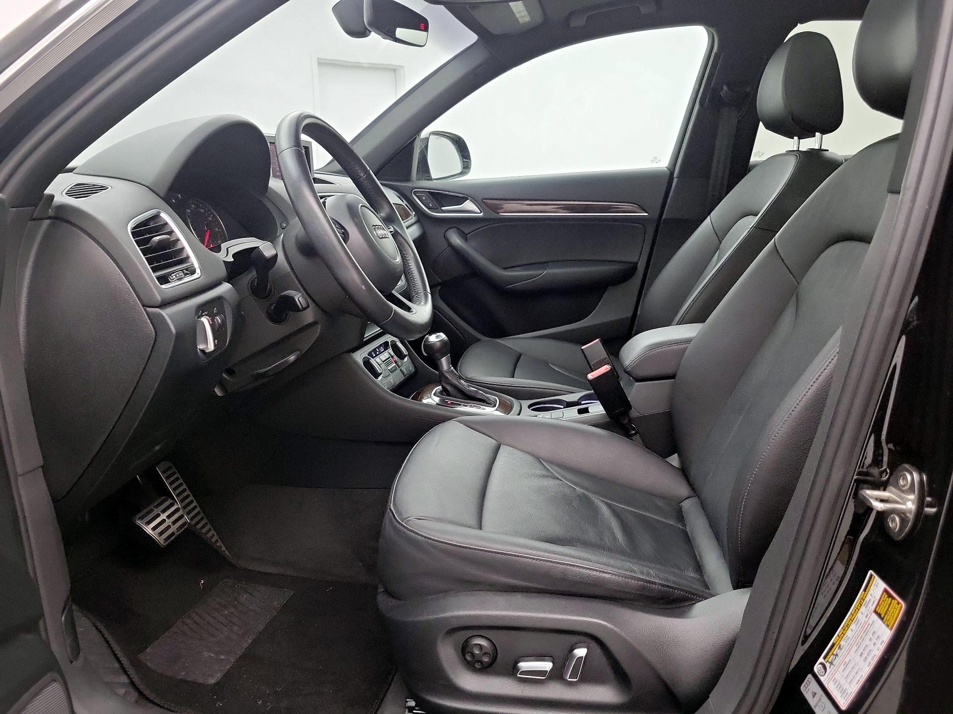 Thumbnail: 2016 Audi Q3 - 11