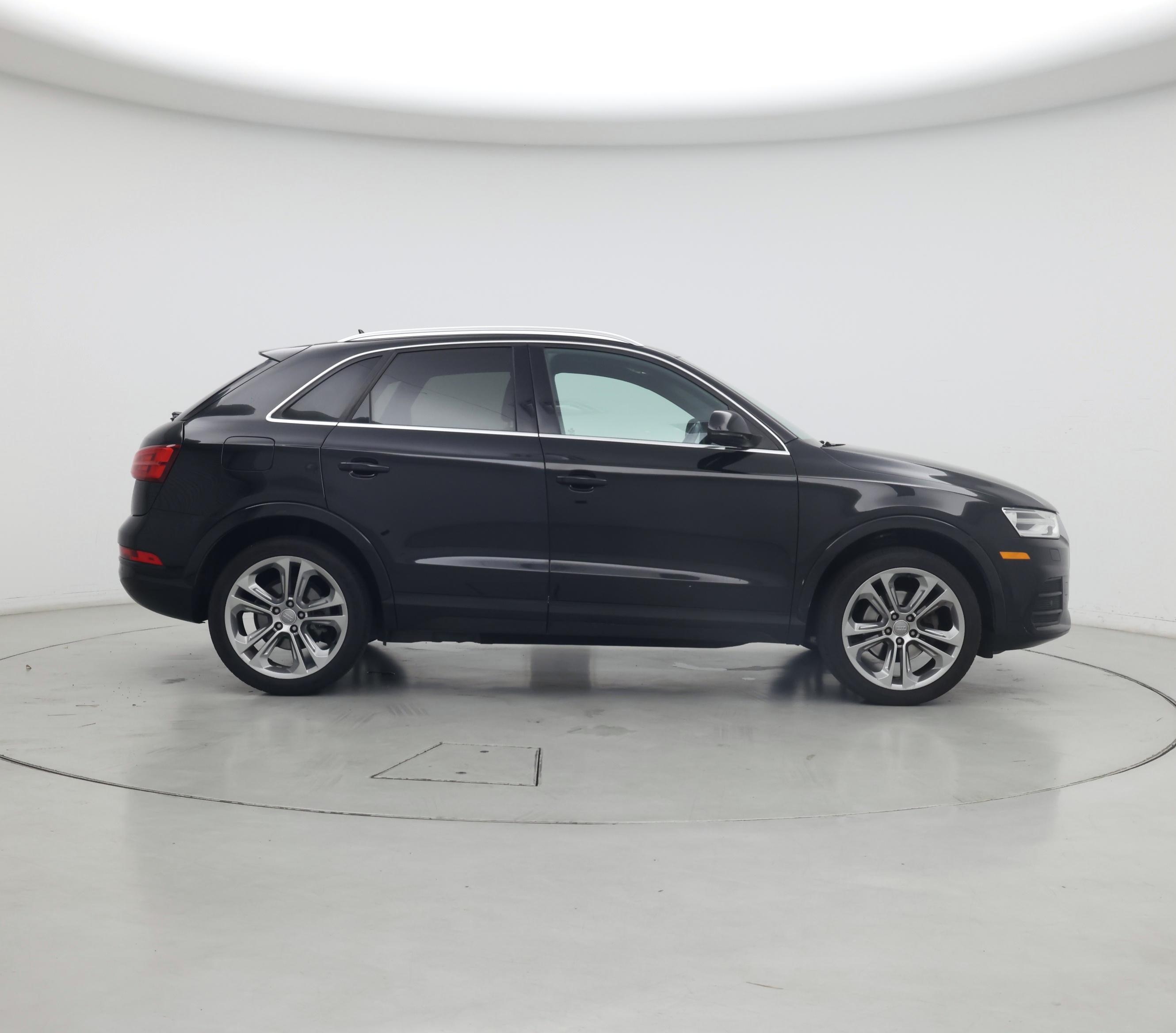 Thumbnail: 2016 Audi Q3 - 7