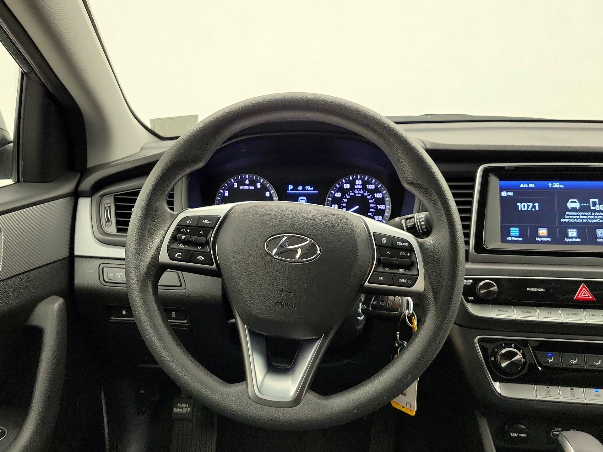 Thumbnail: 2019 Hyundai Sonata - 10