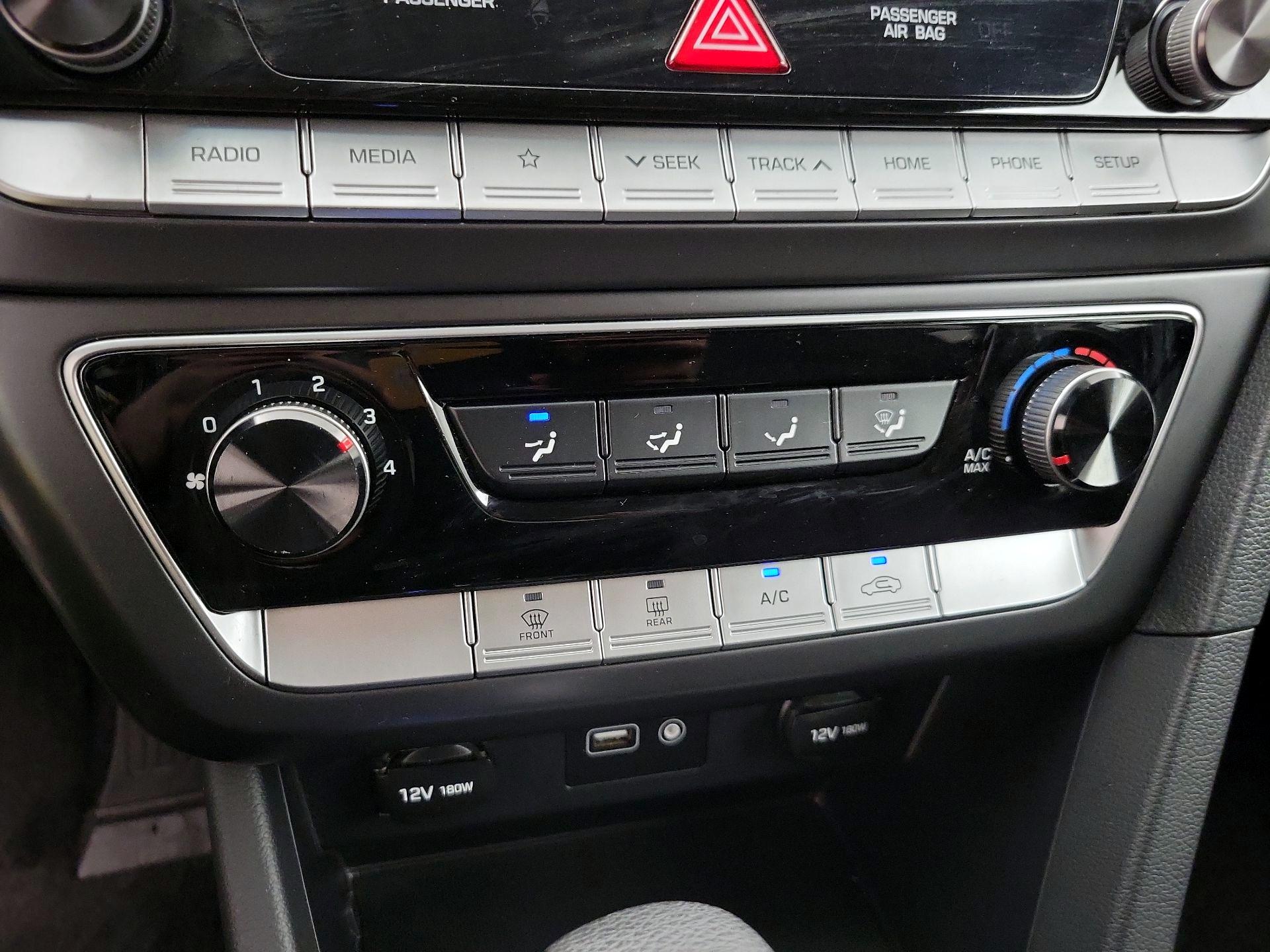 Thumbnail: 2019 Hyundai Sonata - 16