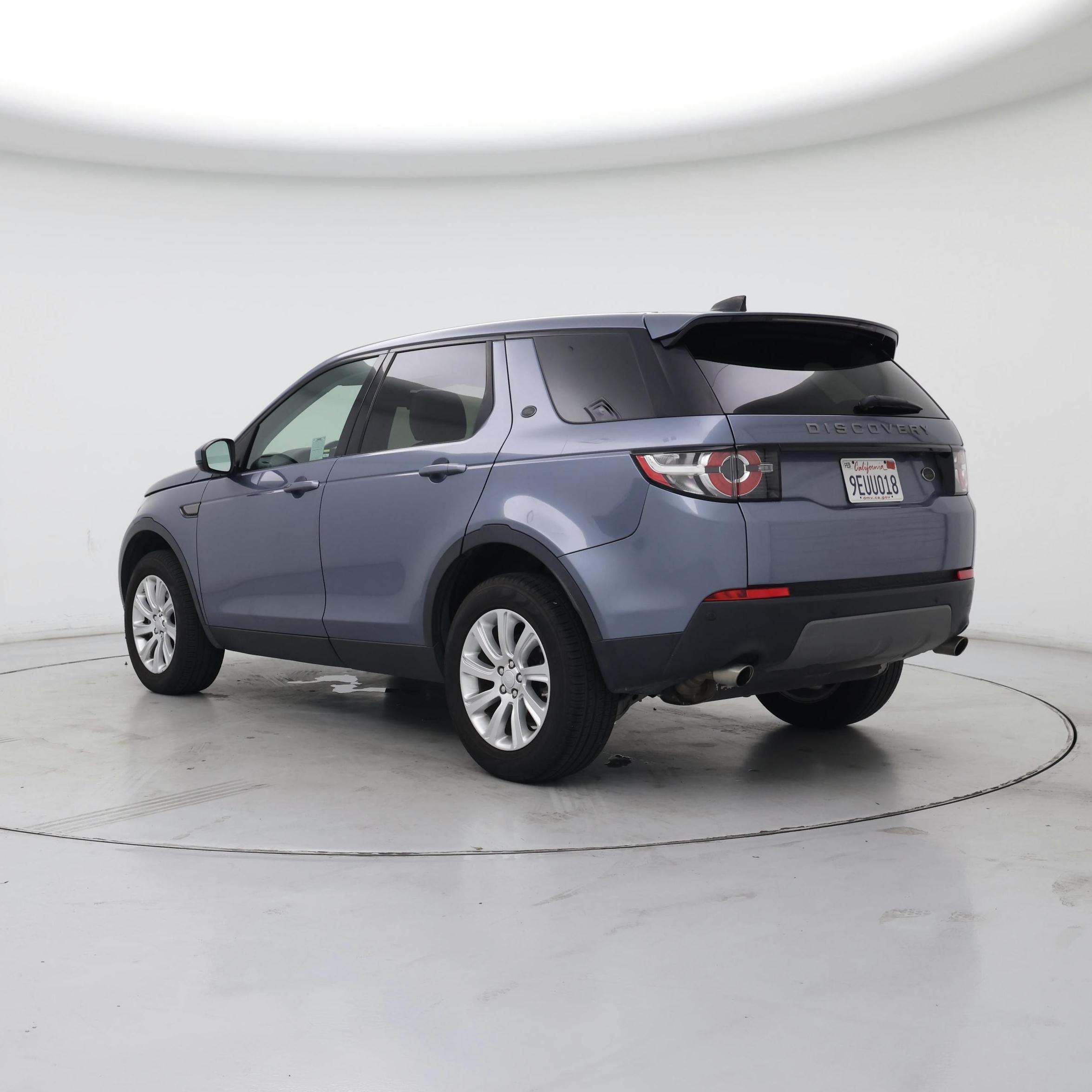 Thumbnail: 2018 Land Rover Discovery Sport - 2