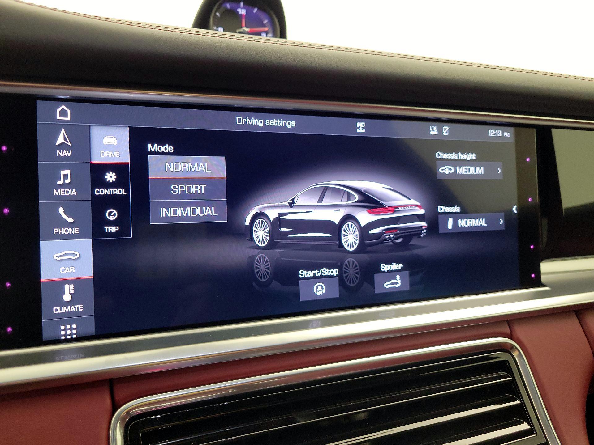 Thumbnail: 2018 Porsche Panamera - 16