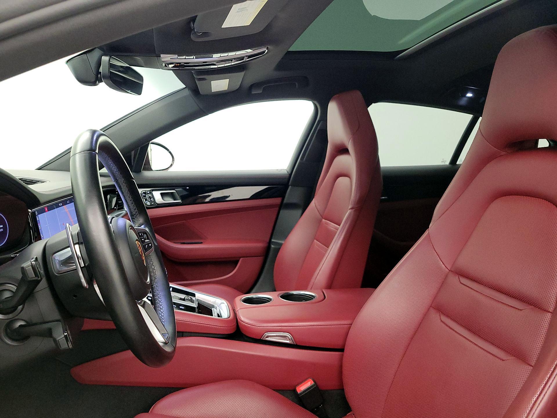Thumbnail: 2018 Porsche Panamera - 20