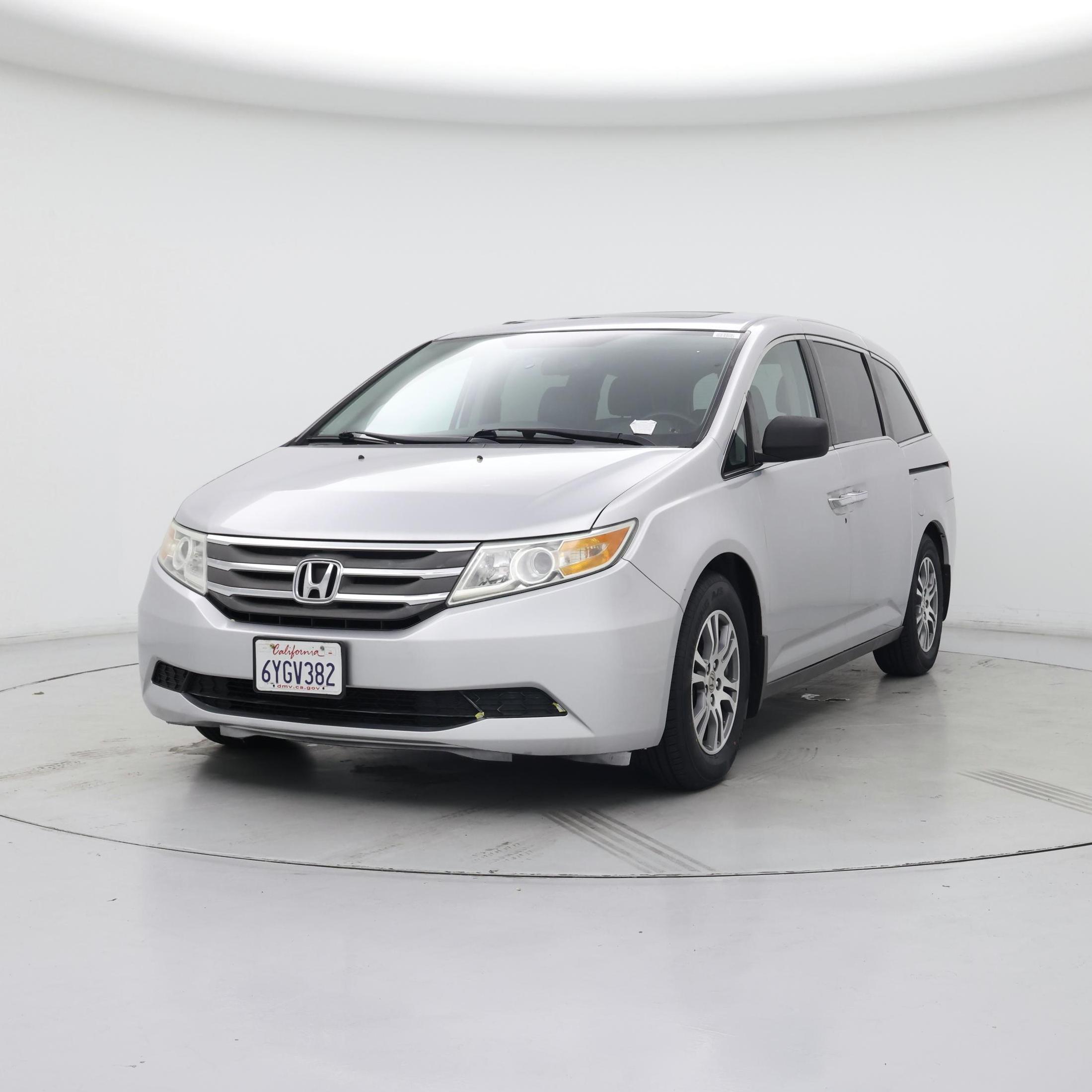 Thumbnail: 2013 Honda Odyssey - 4