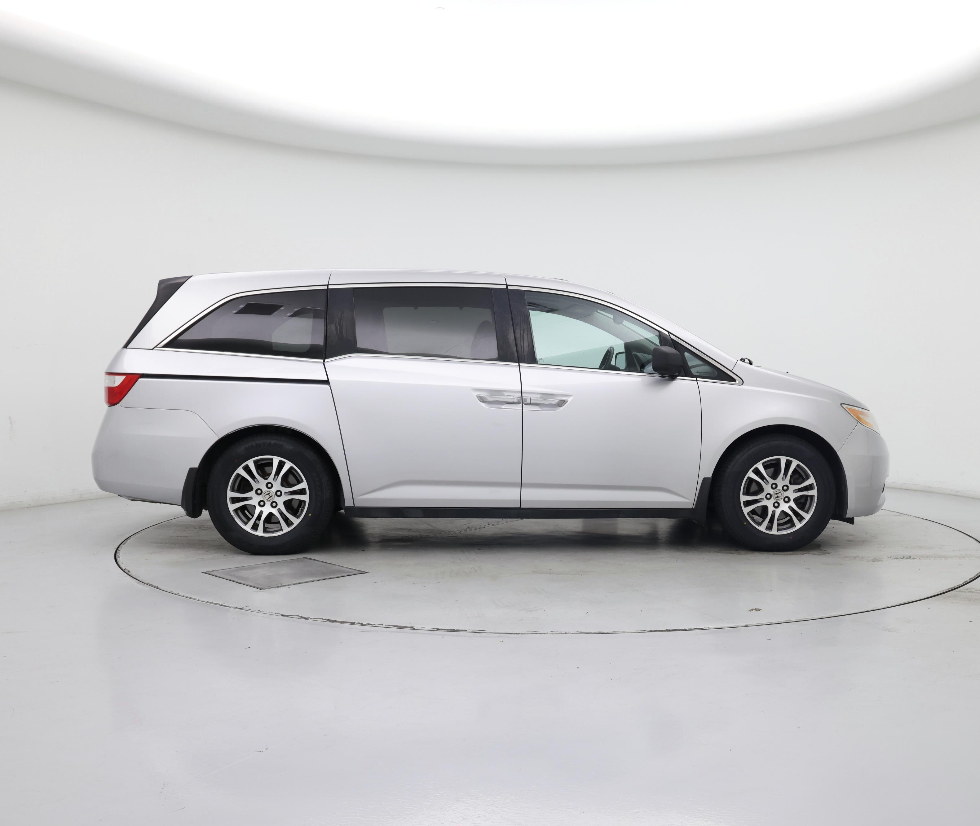 Thumbnail: 2013 Honda Odyssey - 7