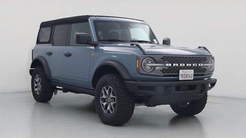 2023 Ford Bronco Badlands Hero Image