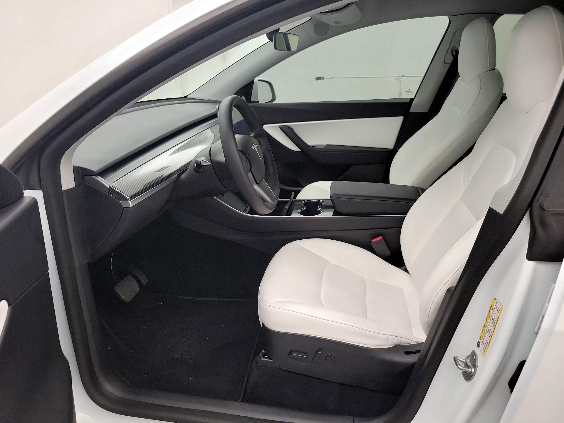 Thumbnail: 2020 Tesla Model Y - 11