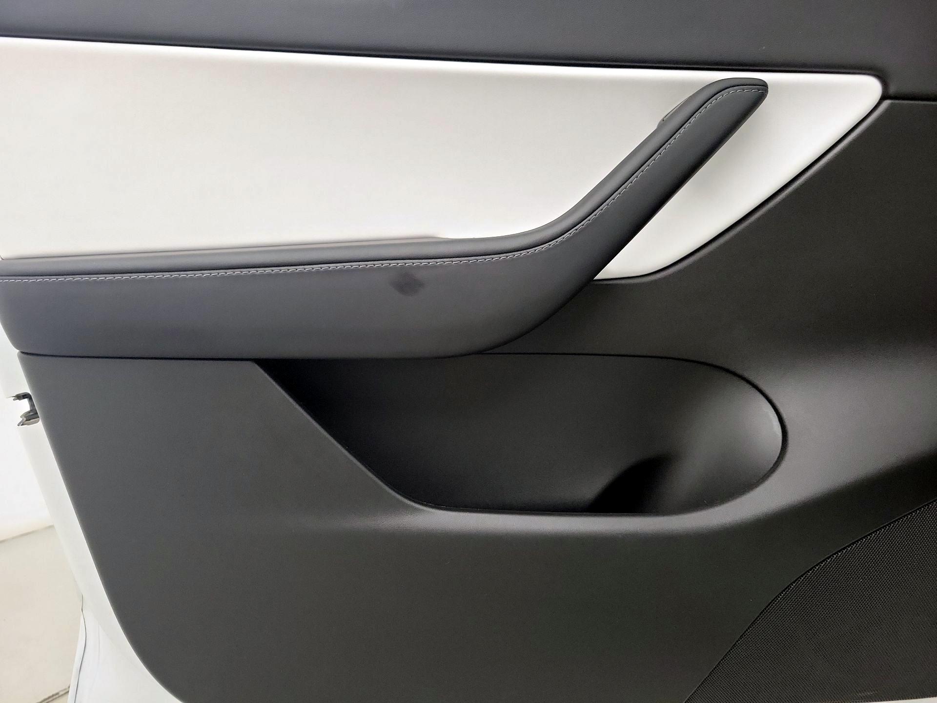 Thumbnail: 2020 Tesla Model Y - 12