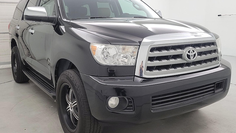 2016 Toyota Sequoia Platinum Hero Image