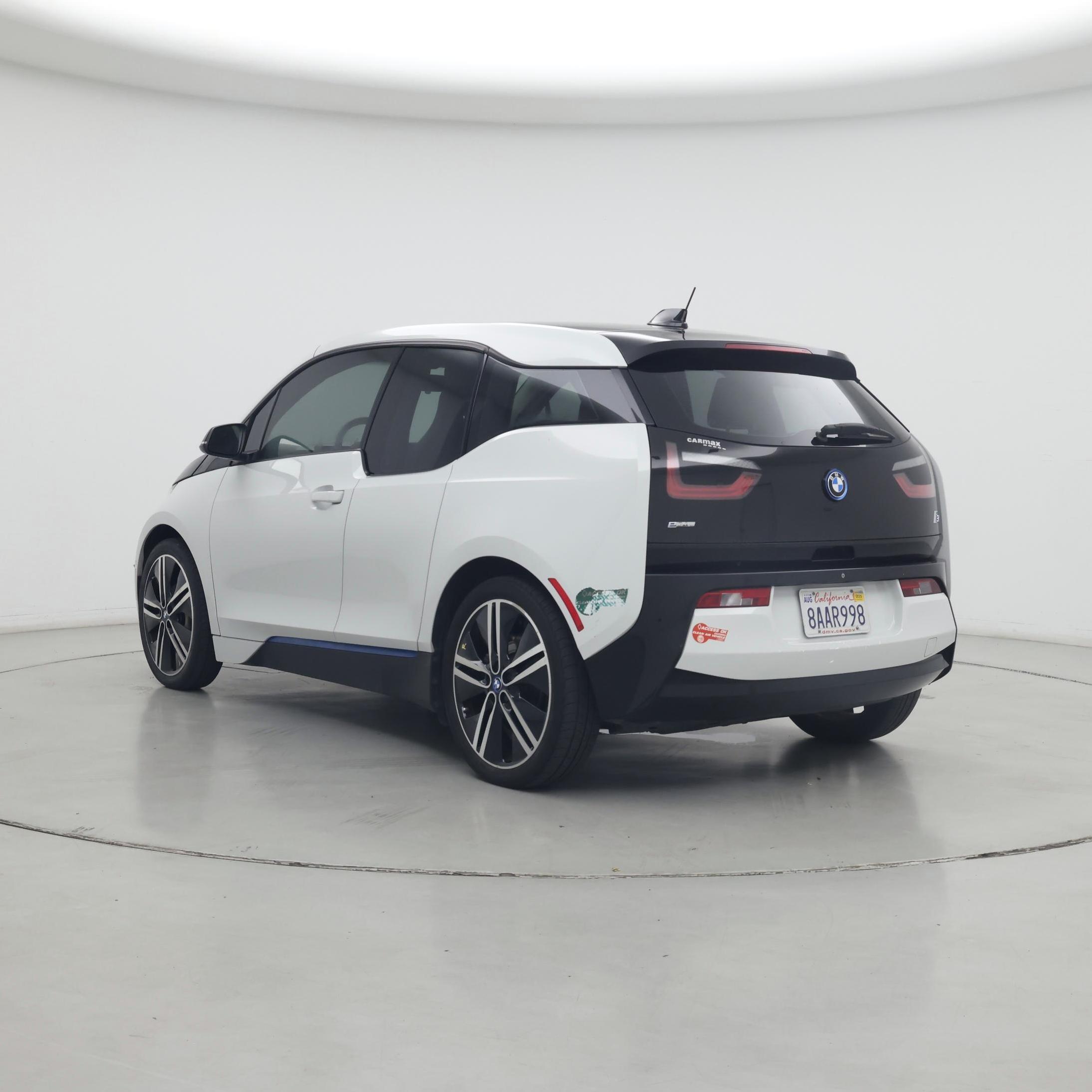 Thumbnail: 2017 BMW i3 - 2