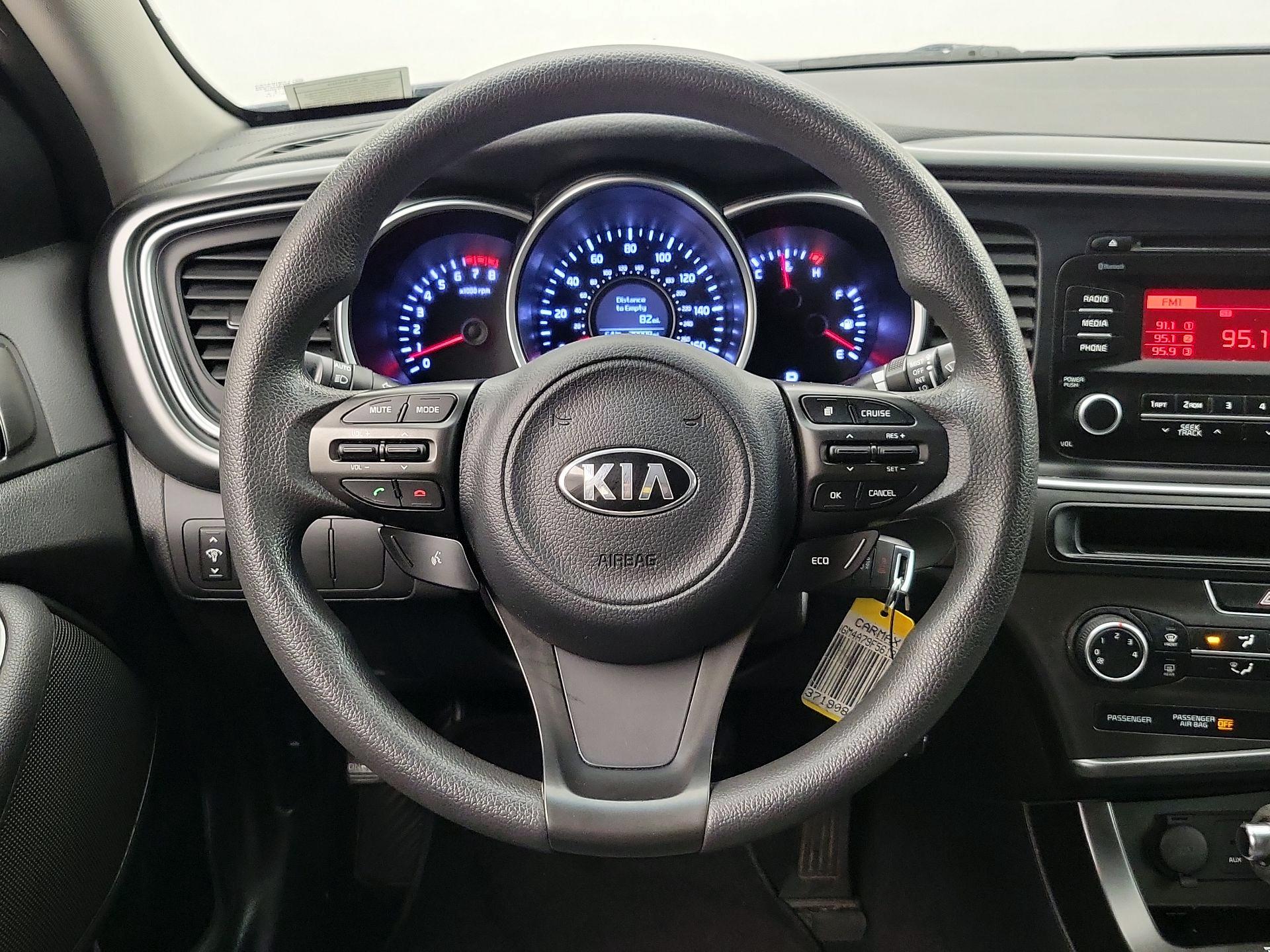 Thumbnail: 2015 Kia Optima - 10