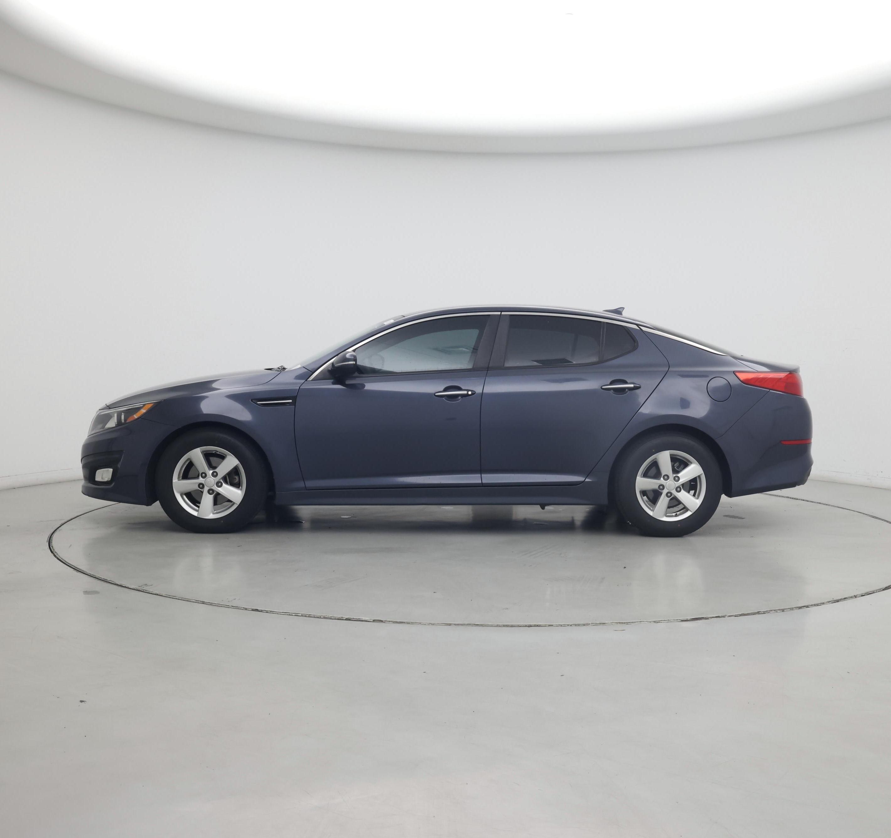 Thumbnail: 2015 Kia Optima - 3