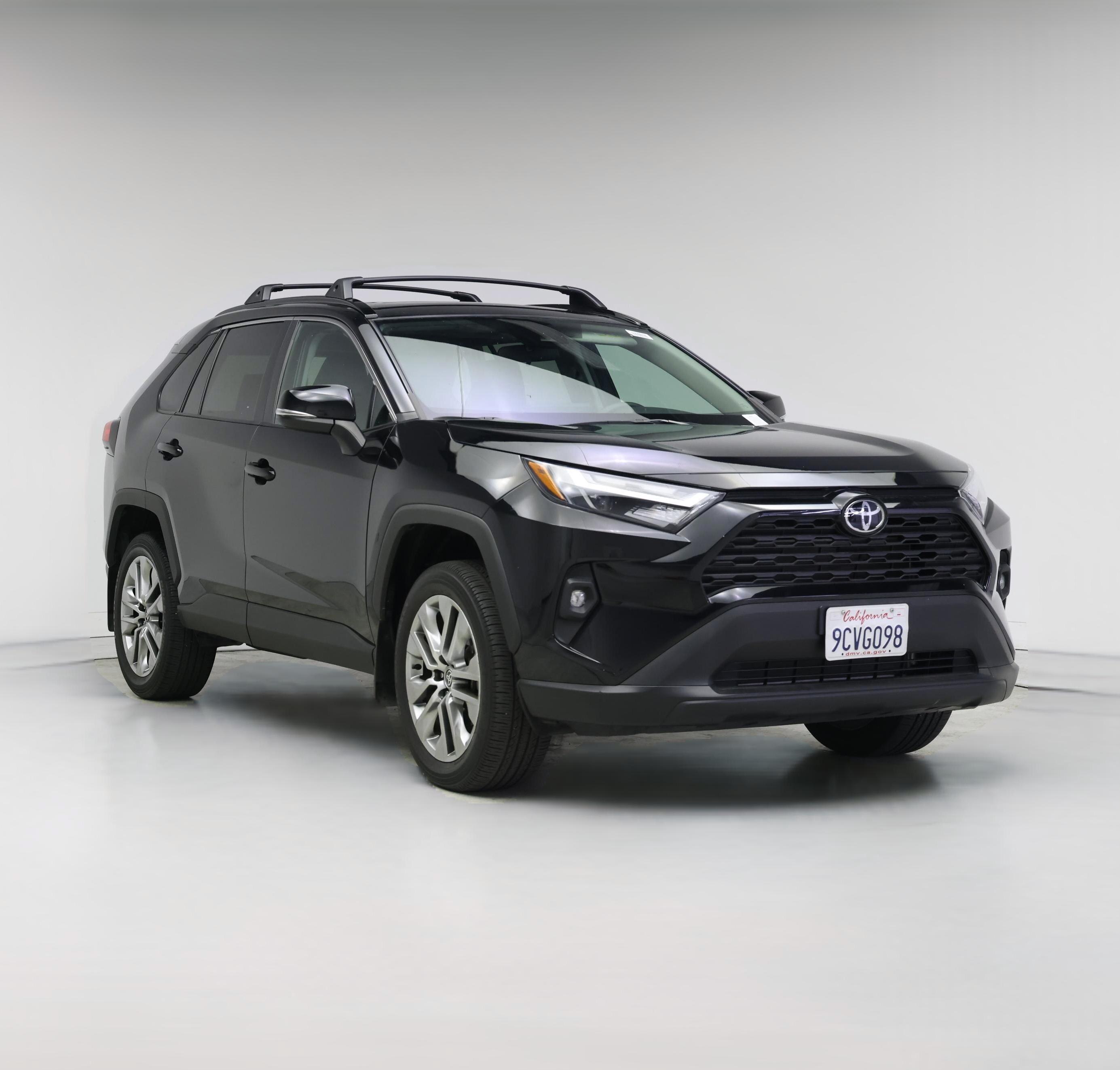 Thumbnail: 2022 Toyota RAV4 - 1