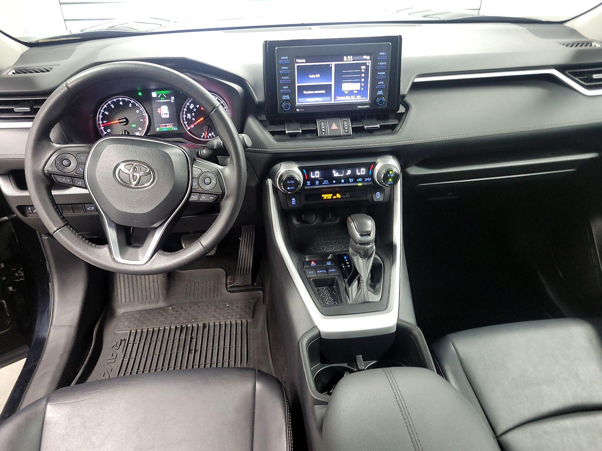 Thumbnail: 2022 Toyota RAV4 - 9