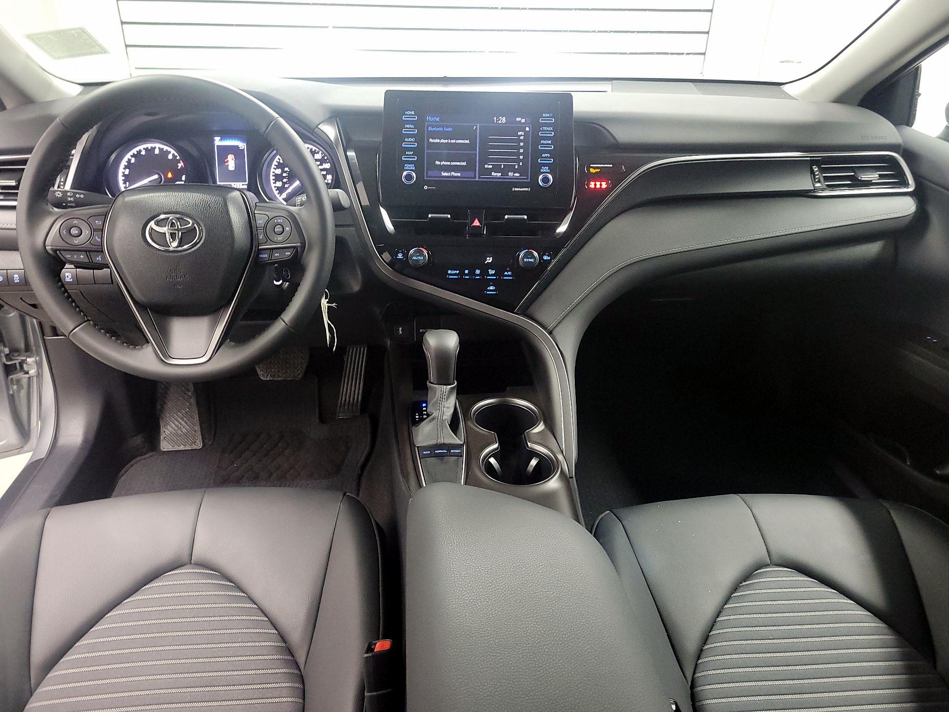 Thumbnail: 2024 Toyota Camry - 9