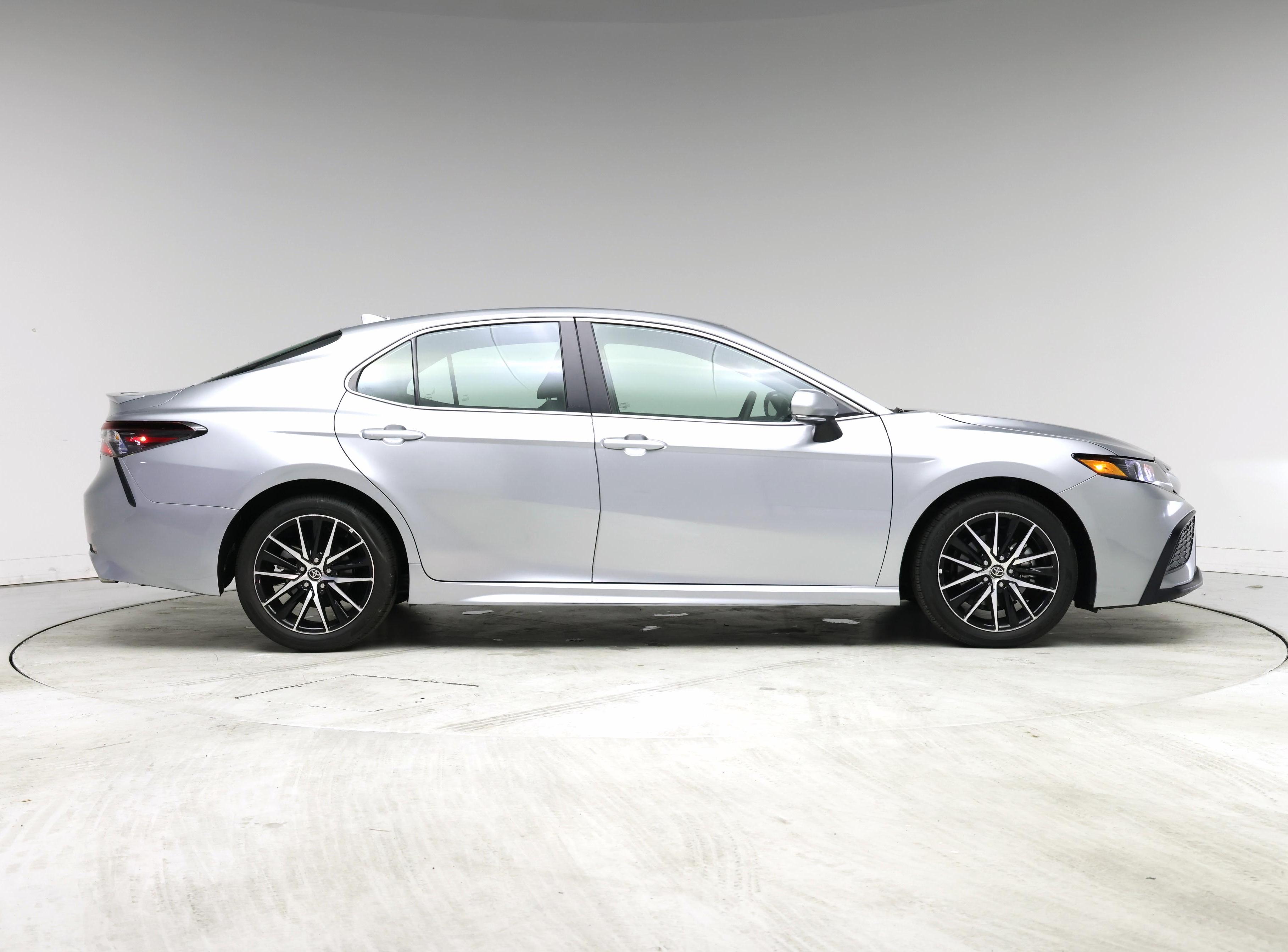 Thumbnail: 2024 Toyota Camry - 7