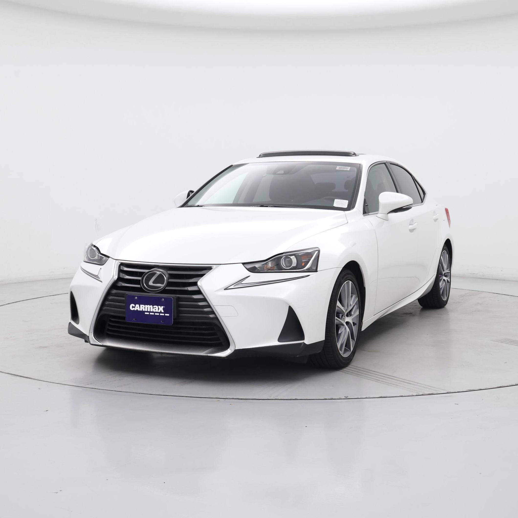 Thumbnail: 2019 Lexus IS - 4
